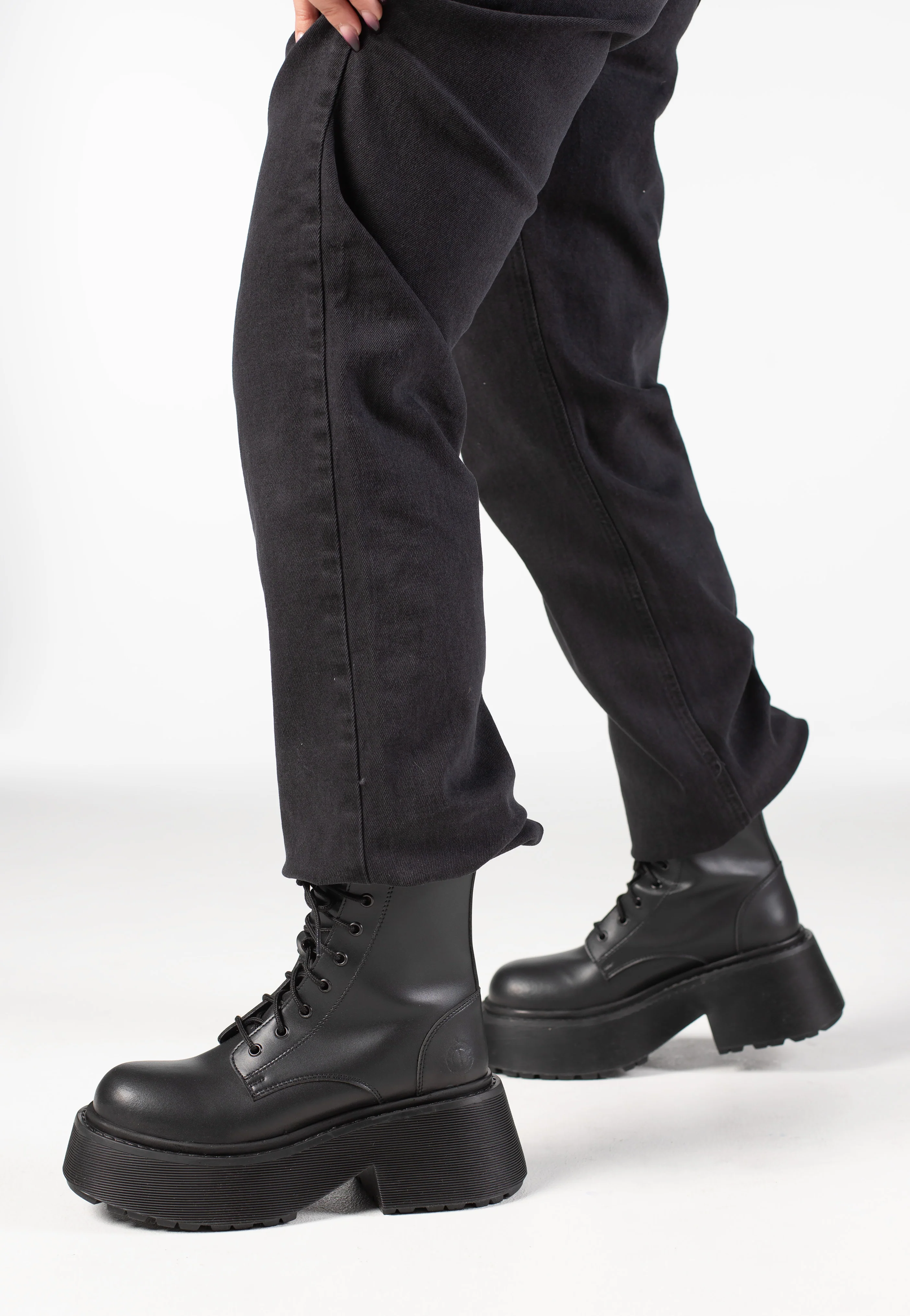 Milo Vegan Black - Girl Shoes - Image 3