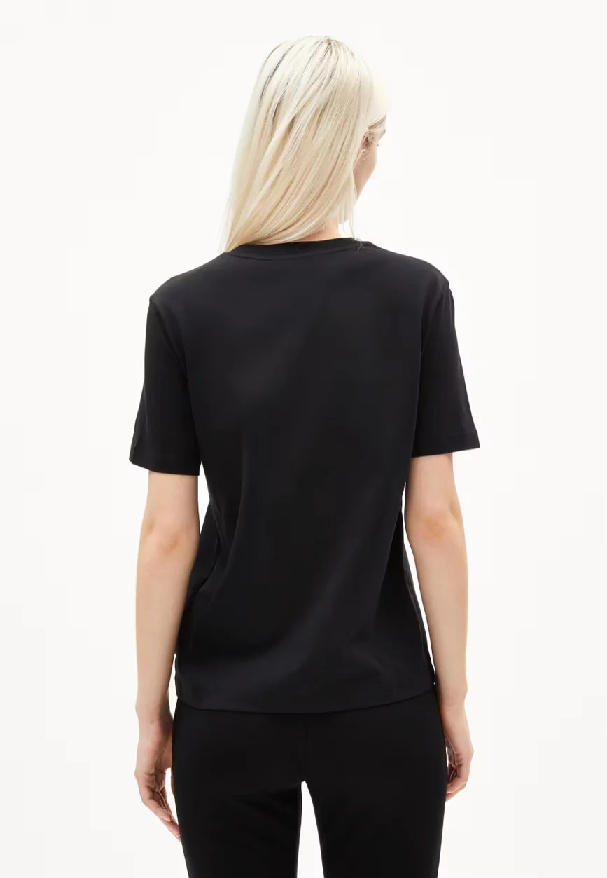 Lualaa Black - T-Shirt - Image 2