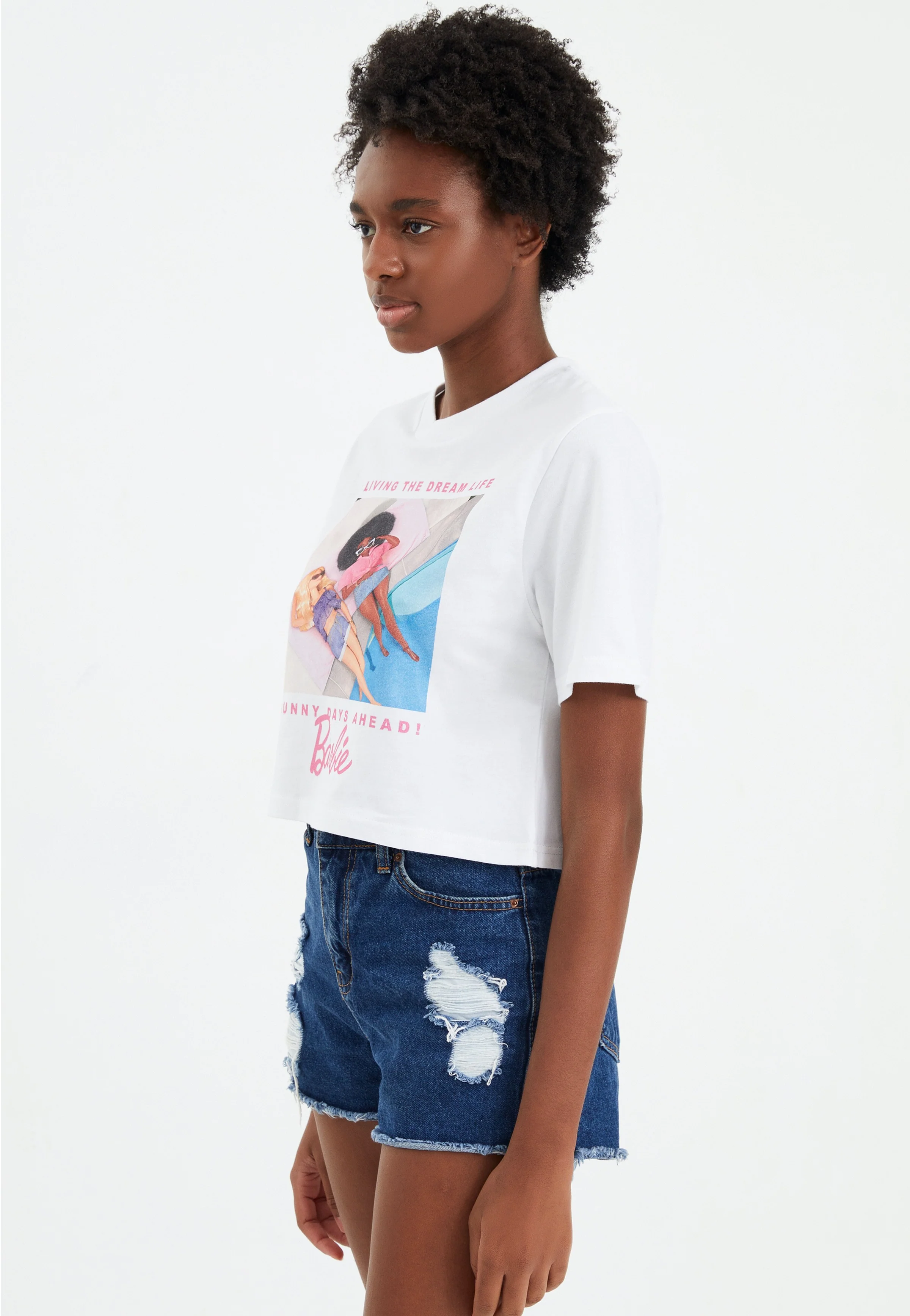 Sunny Days Ahead Oversized Crop White - T-Shirt - Image 6