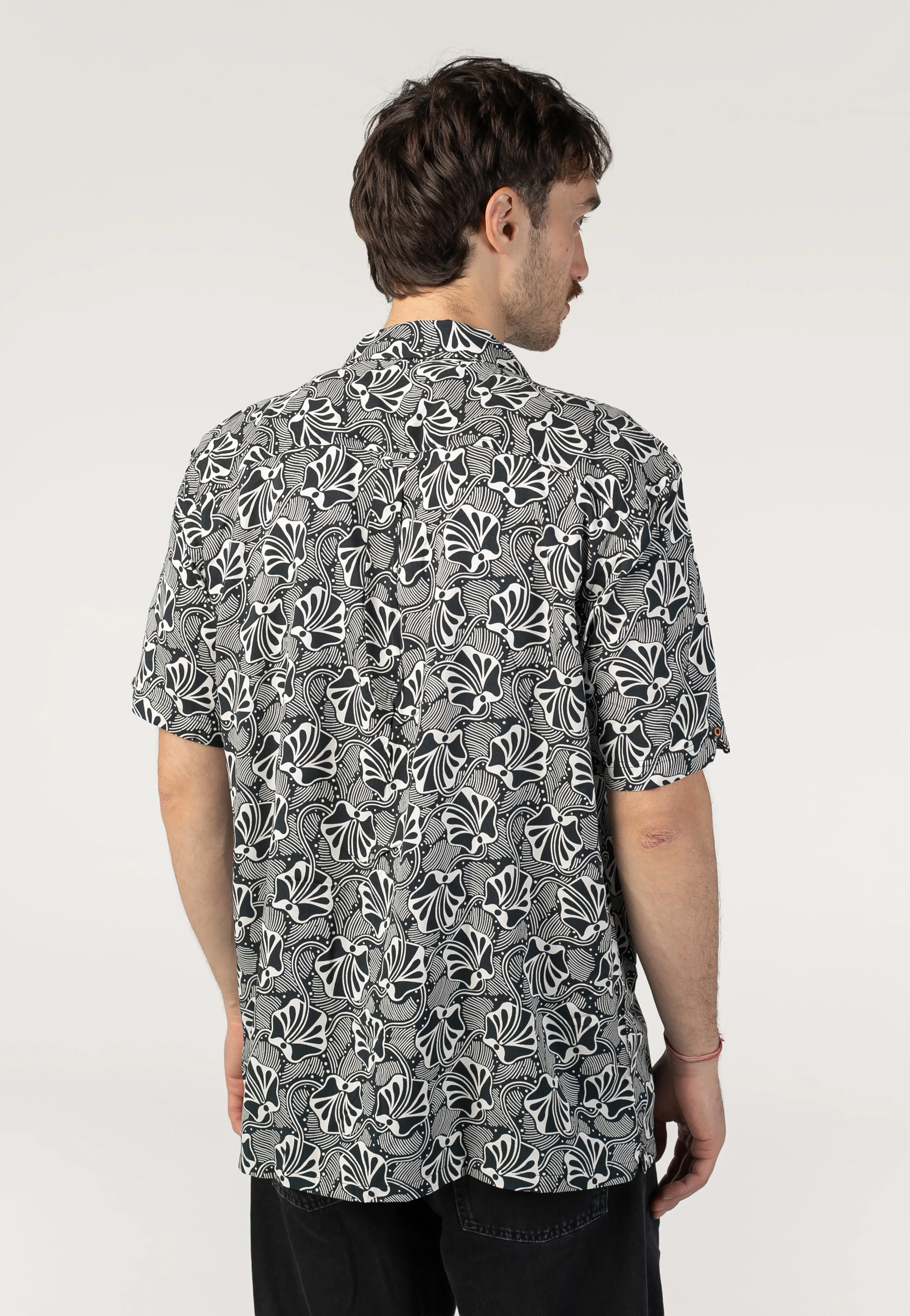 Linear Floral Print Black - Shirt - Image 2