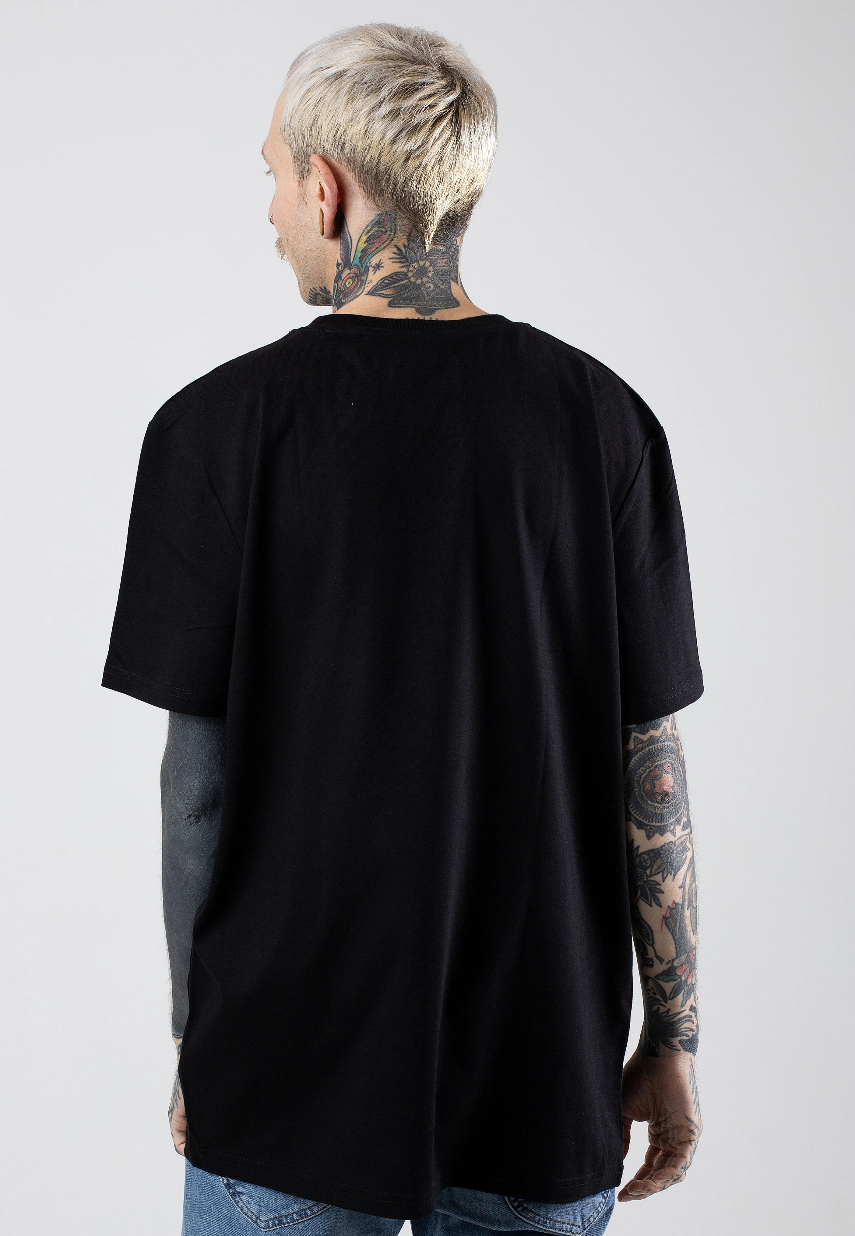 Cosmos Black - T-Shirt - Image 4