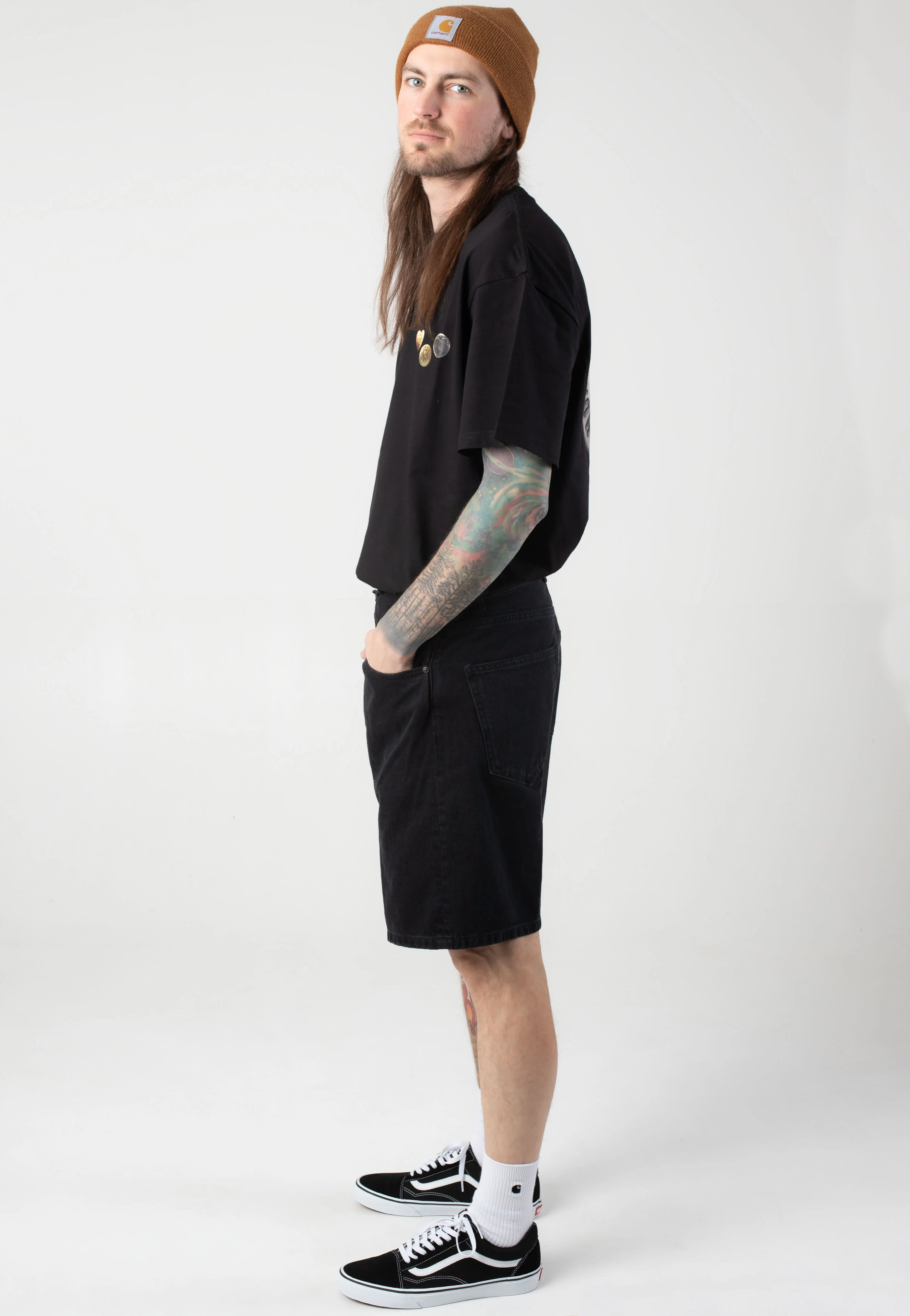 Button Black - T-Shirt - Image 5