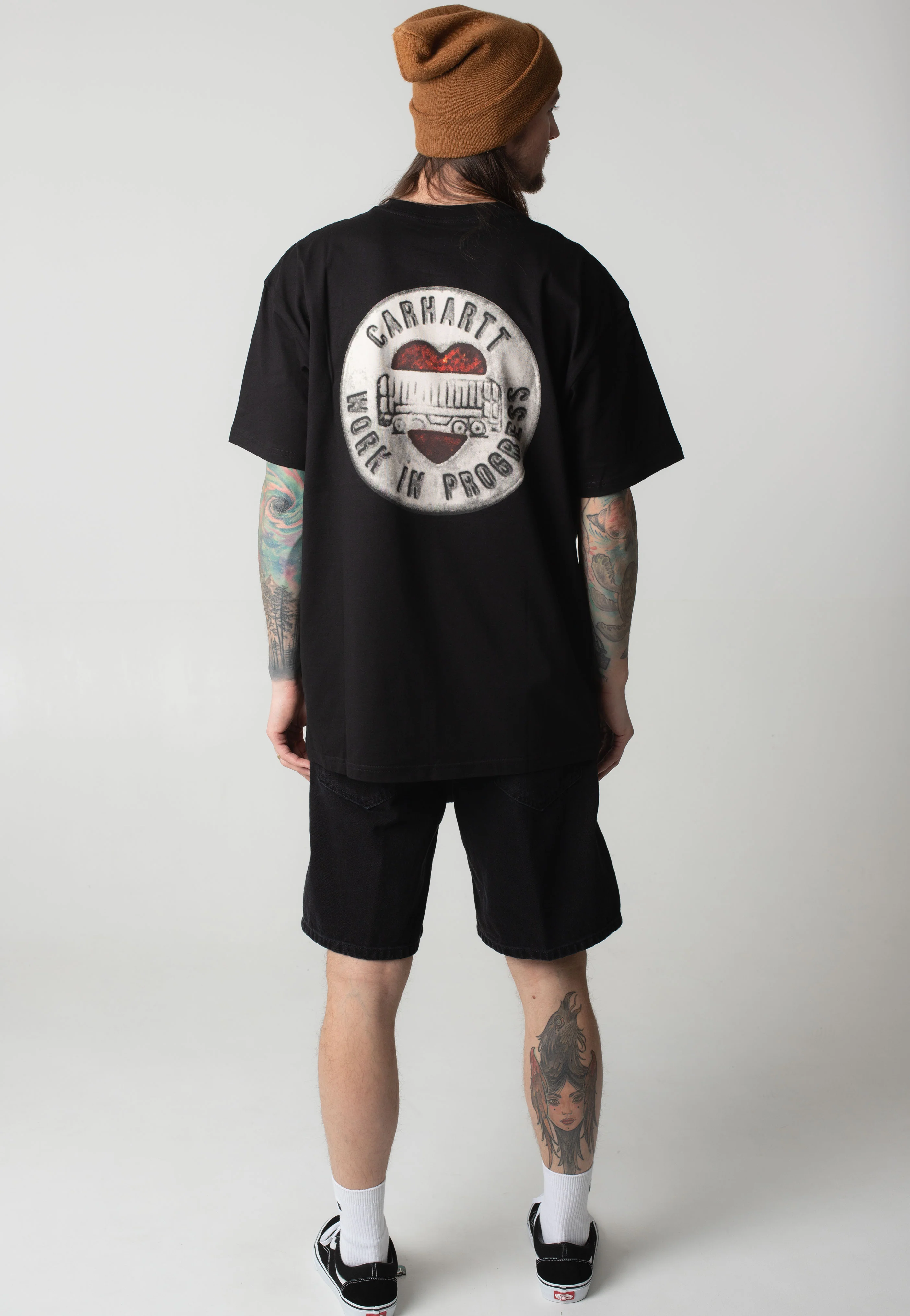 Button Black - T-Shirt - Image 7