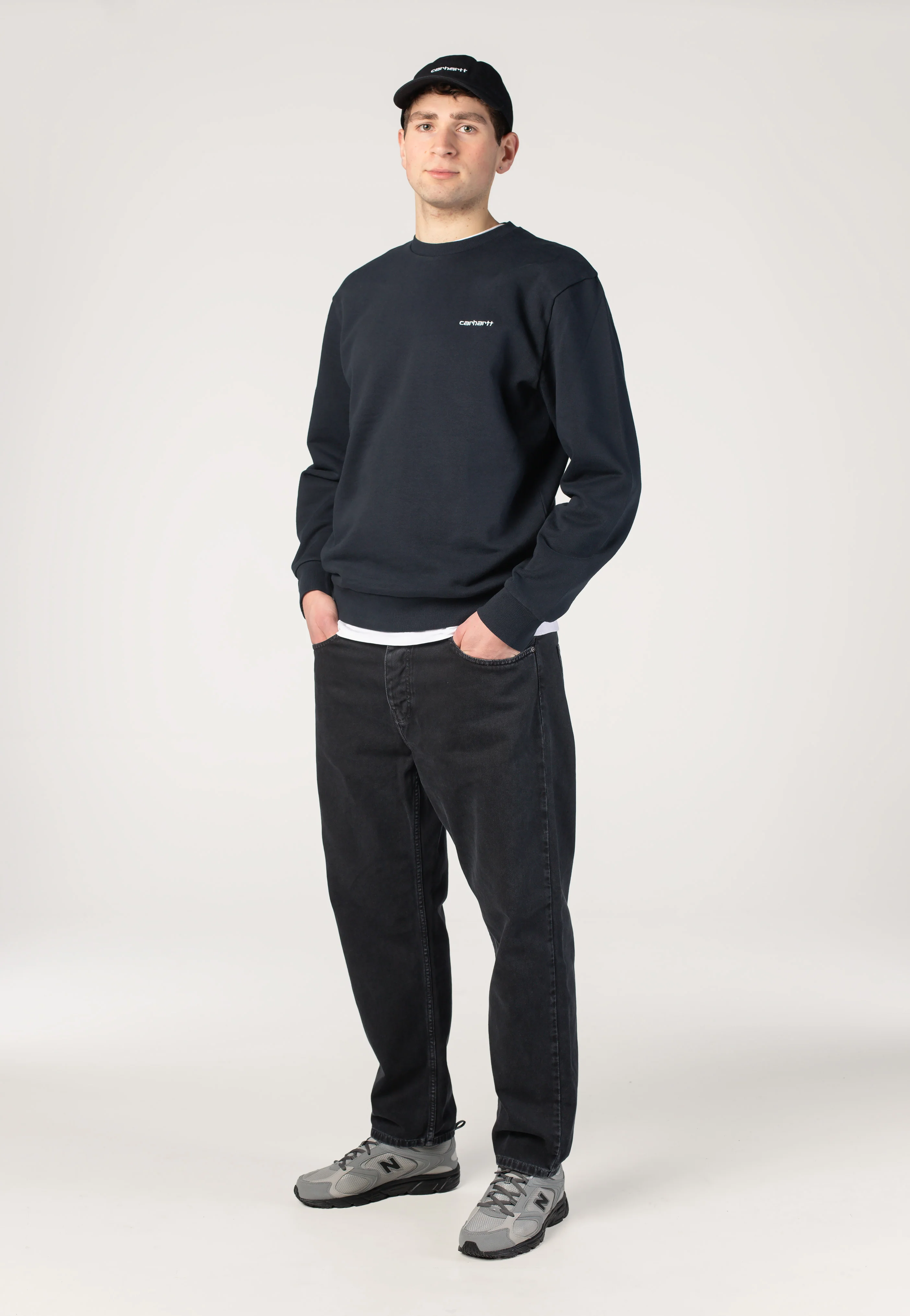Newel Stone Dyed Black - Jeans - Image 2