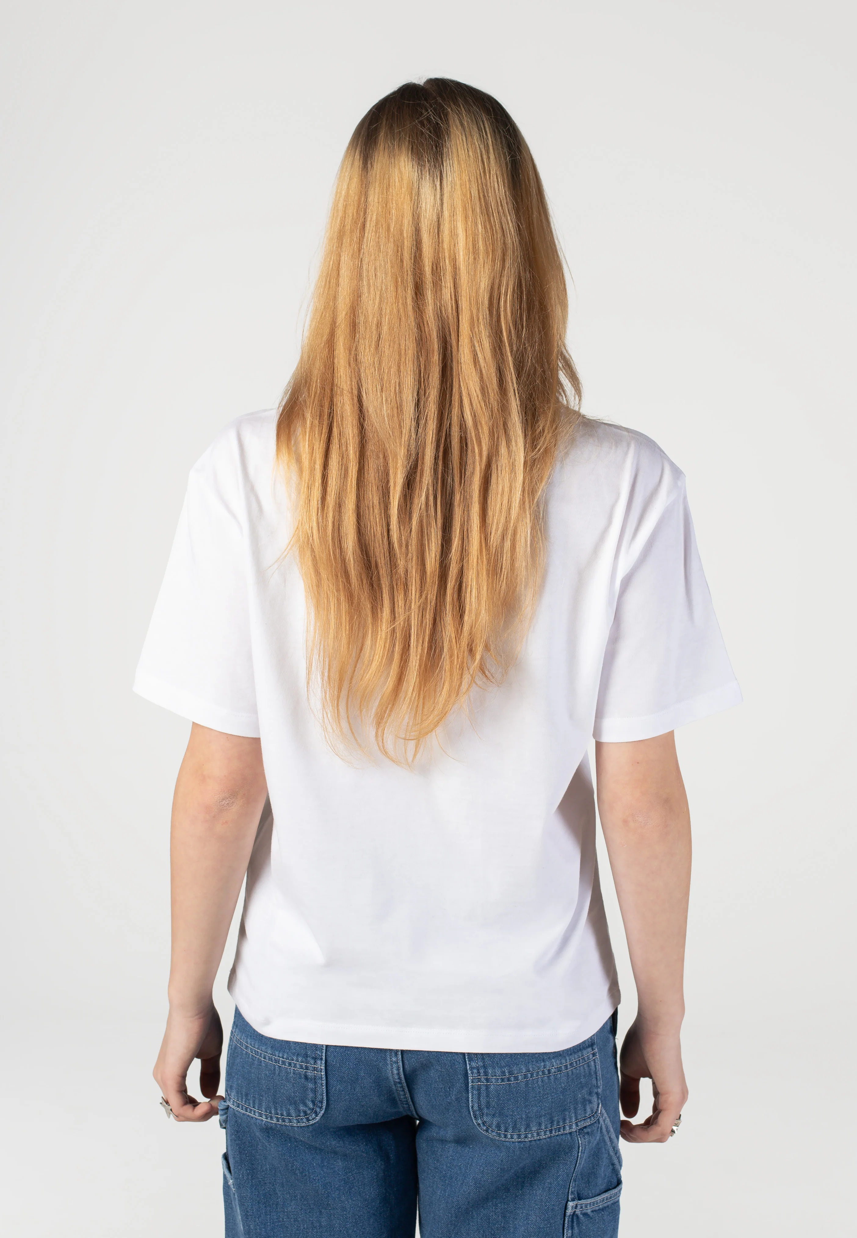 W' Chase White/Gold - T-Shirt - Image 4
