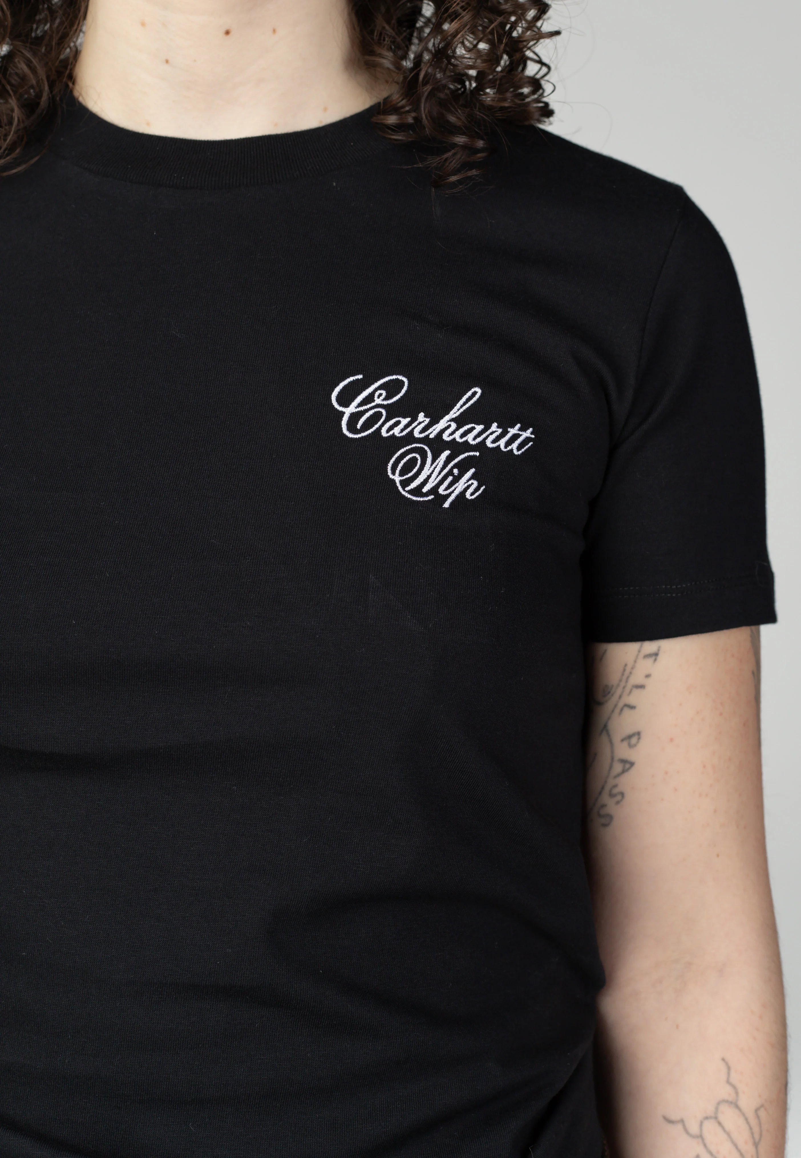 W' Gracious Black - T-Shirt - Image 4