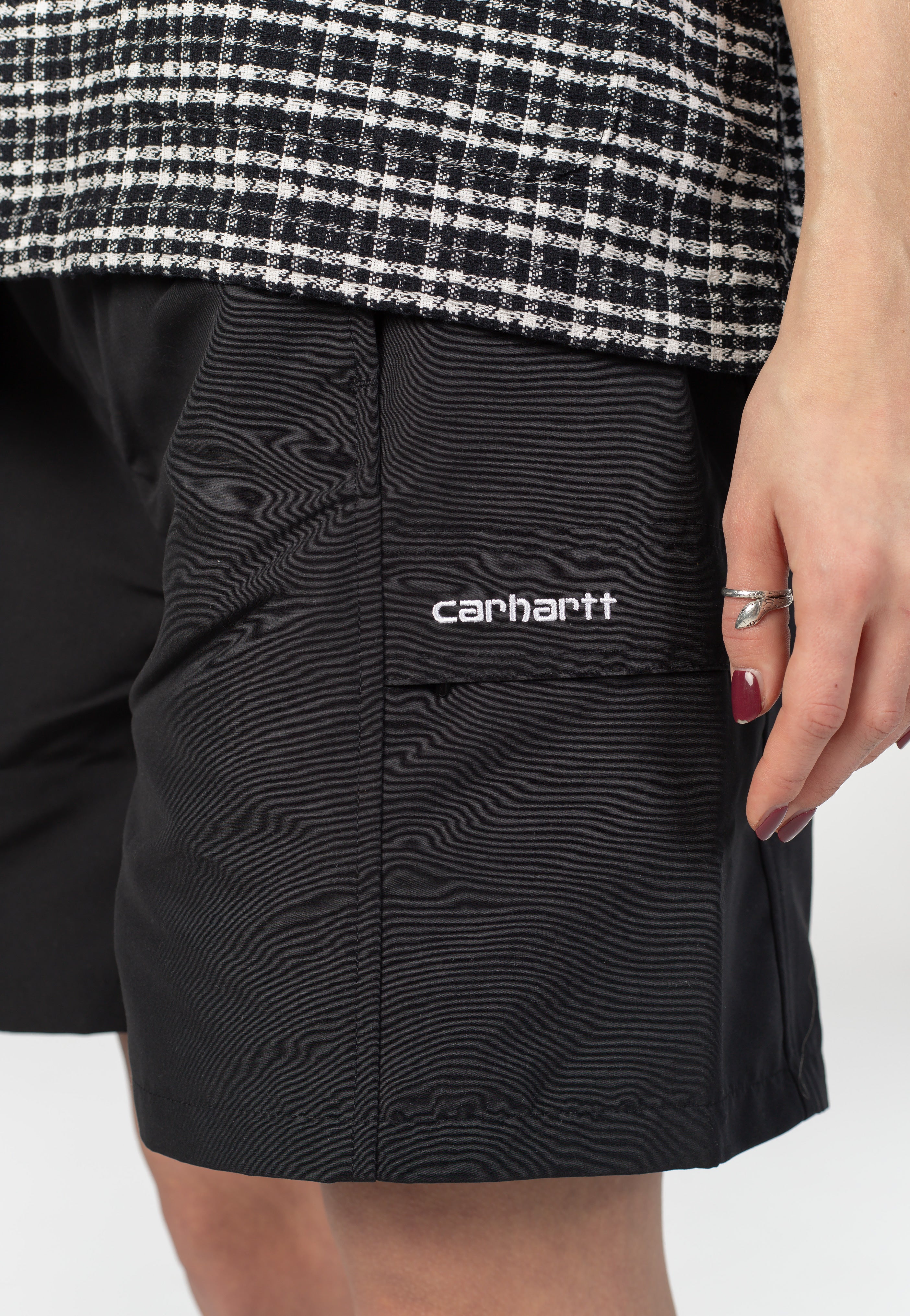 W' IwanBlack/White - Shorts - Image 4