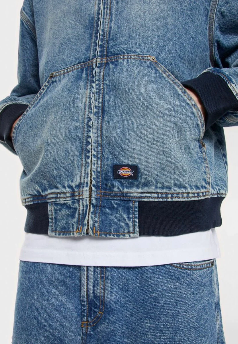 Hooded Rinsed Fade - Jeans Jacket - Image 4