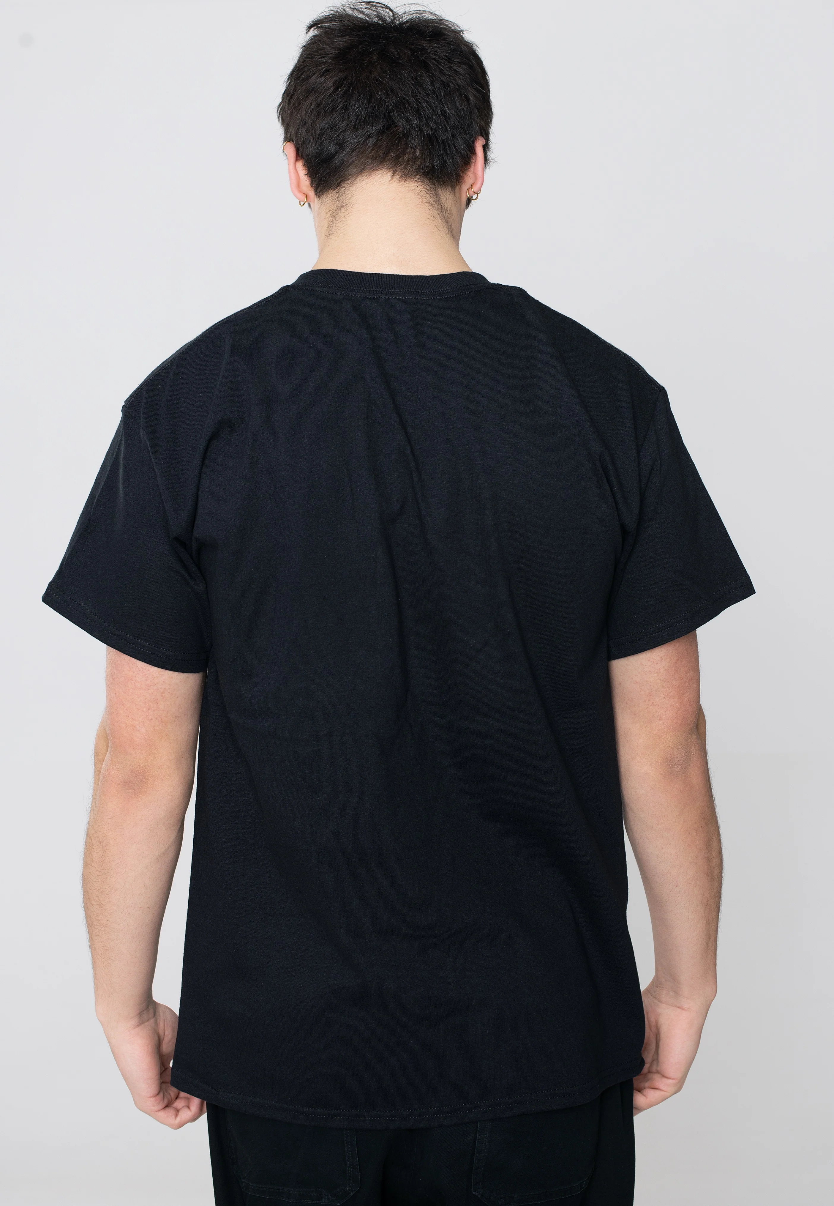 The Giant - T-Shirt - Image 4