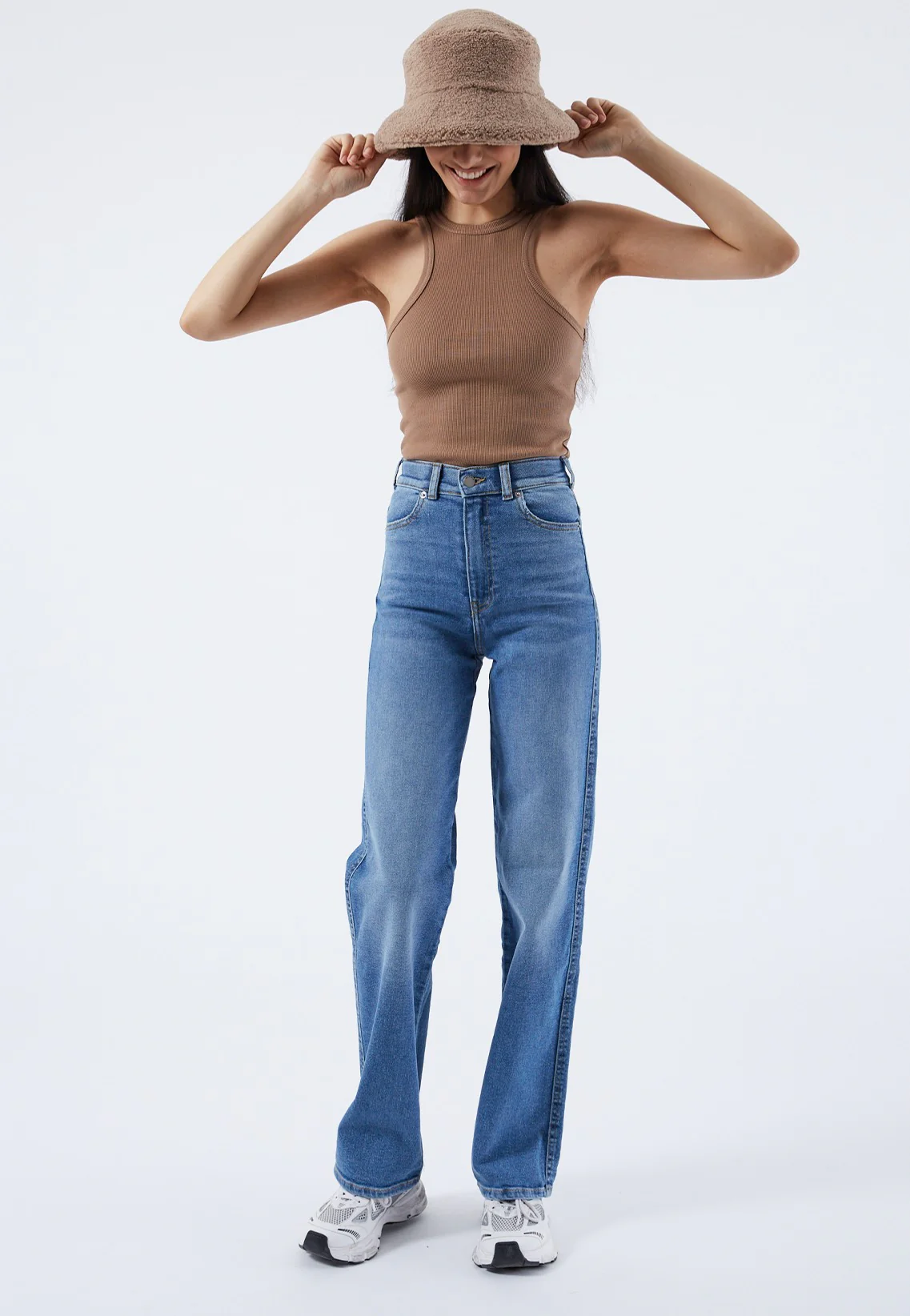 Moxy Straight Cape Sky Worn Hem - Jeans