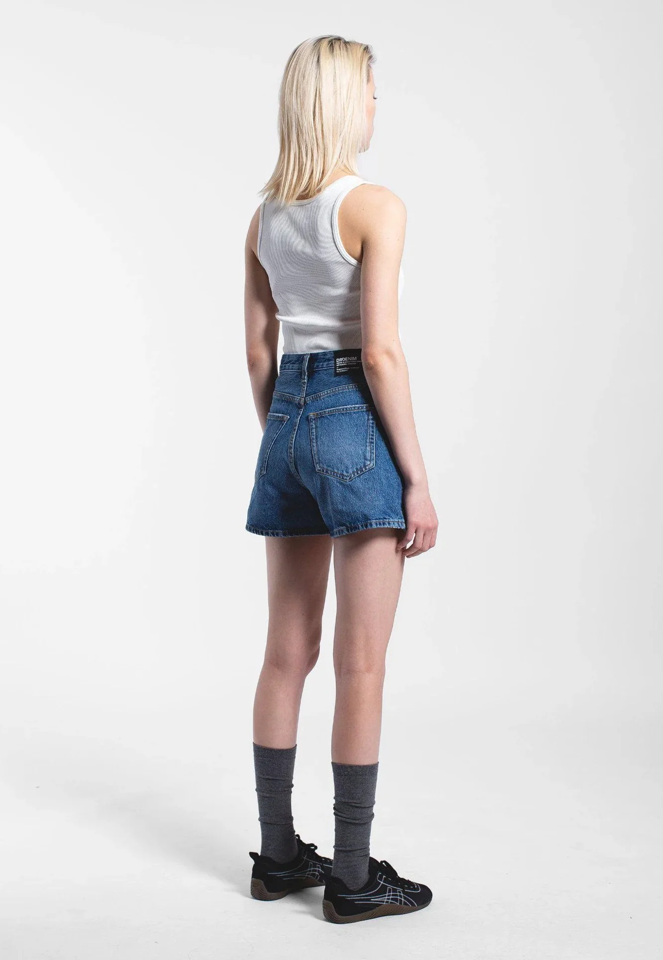 Nora Stream Mid Used - Shorts - Image 3
