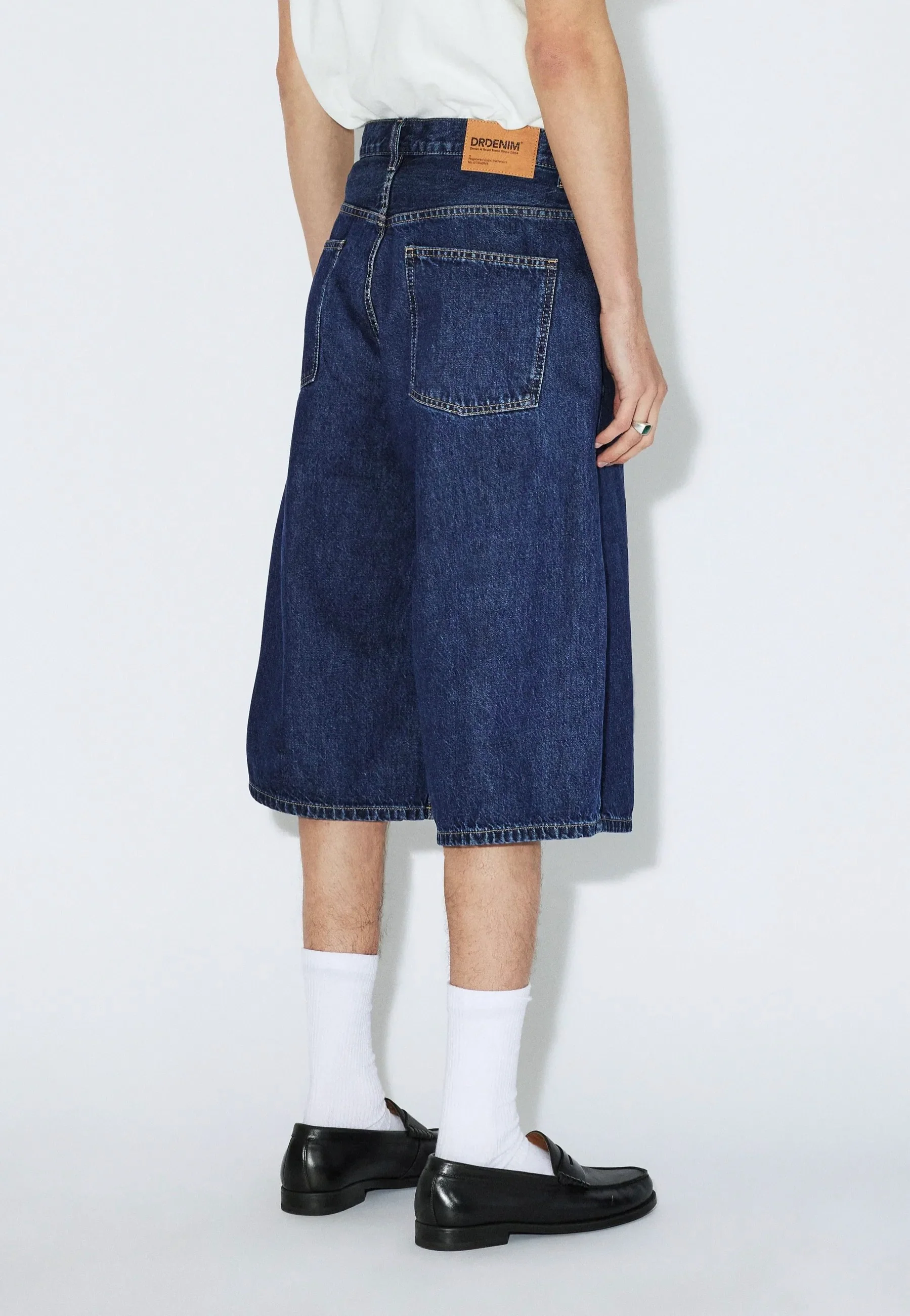 Vali Haze Dark Retro - Shorts - Image 2