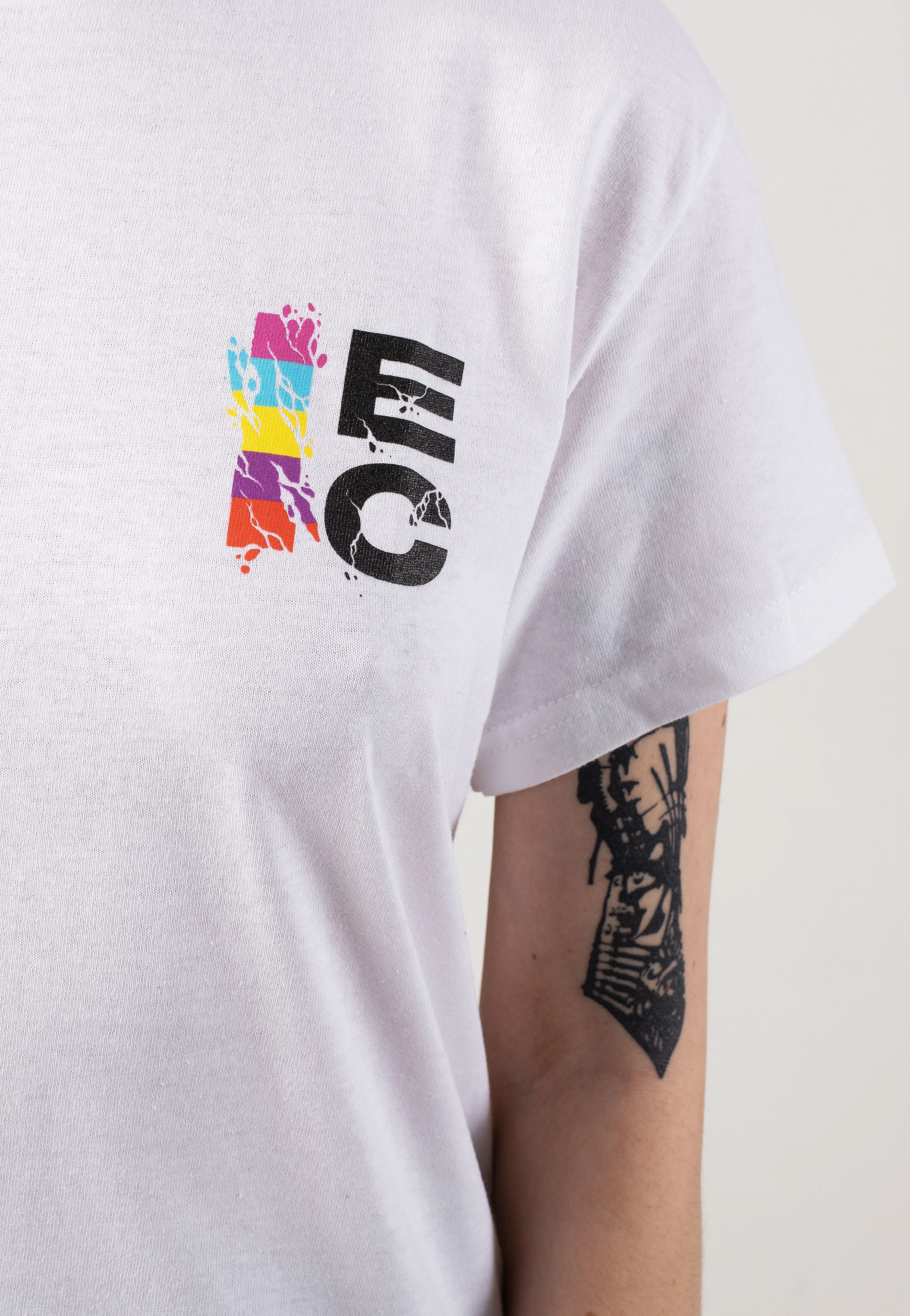 Choo Choo White - T-Shirt - Image 7