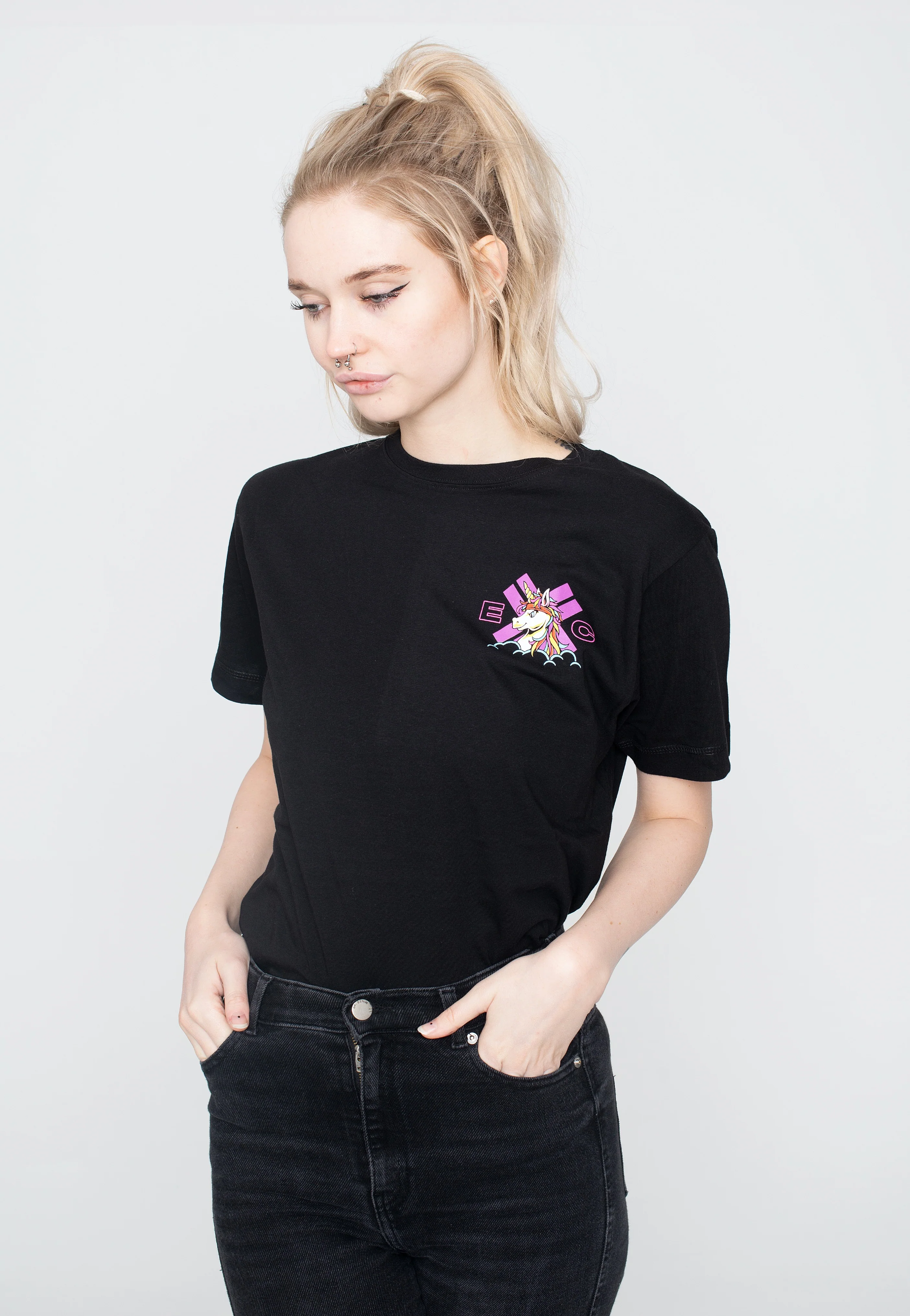 Spaceman Unicorn - T-Shirt - Image 6