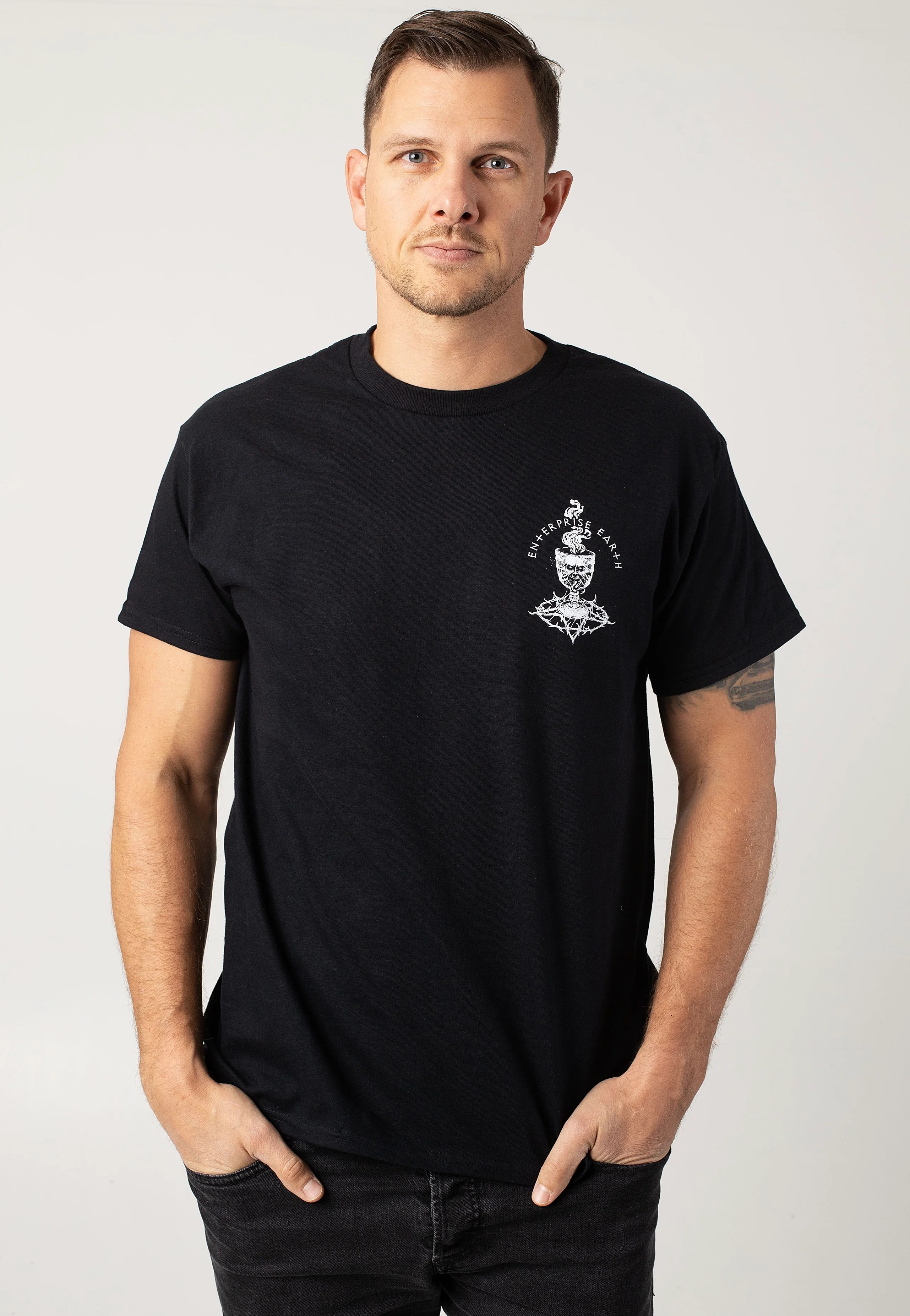 Woman And Tomb - T-Shirt - Image 3