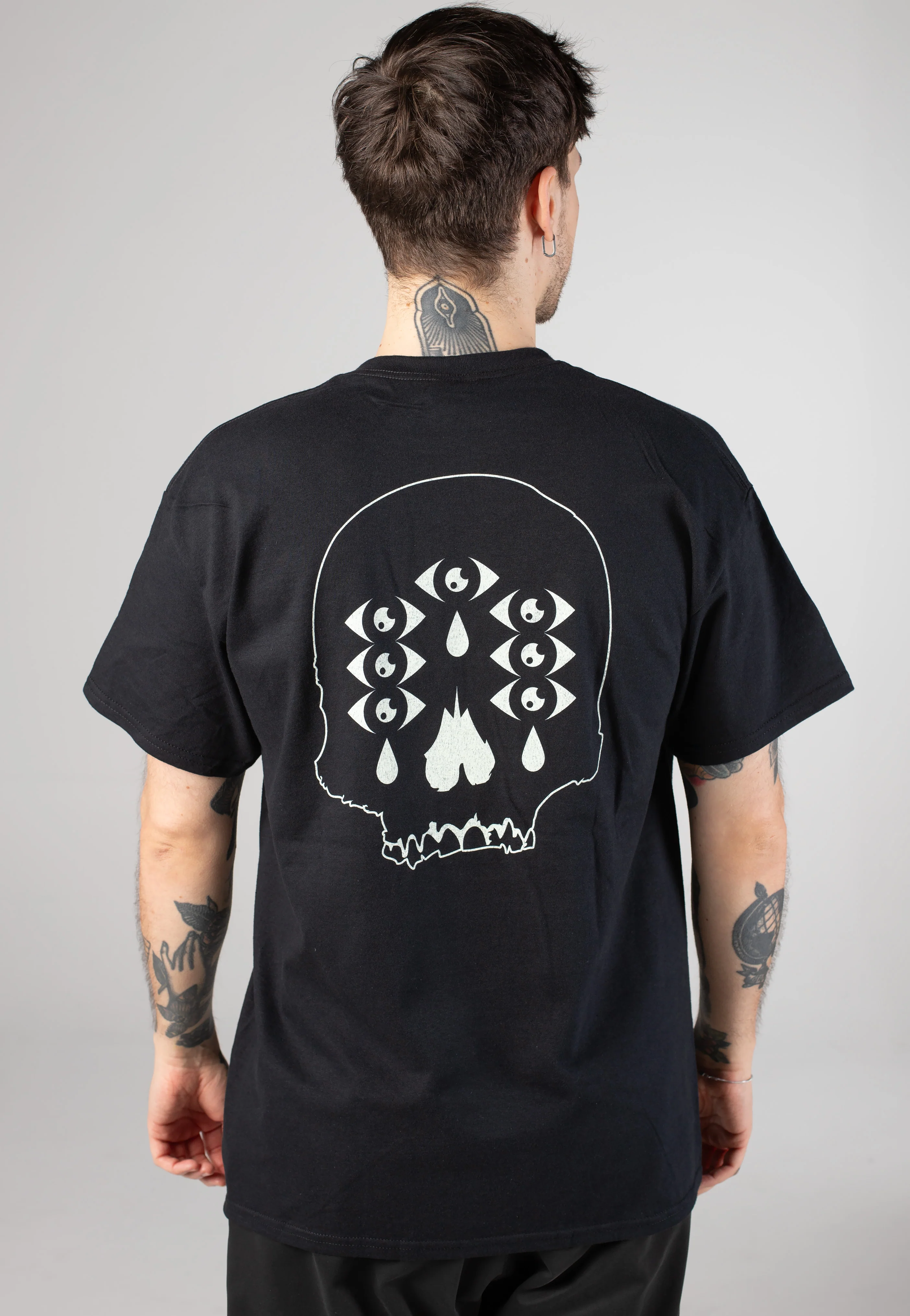 7 Eyes Cover - T-Shirt - Image 4