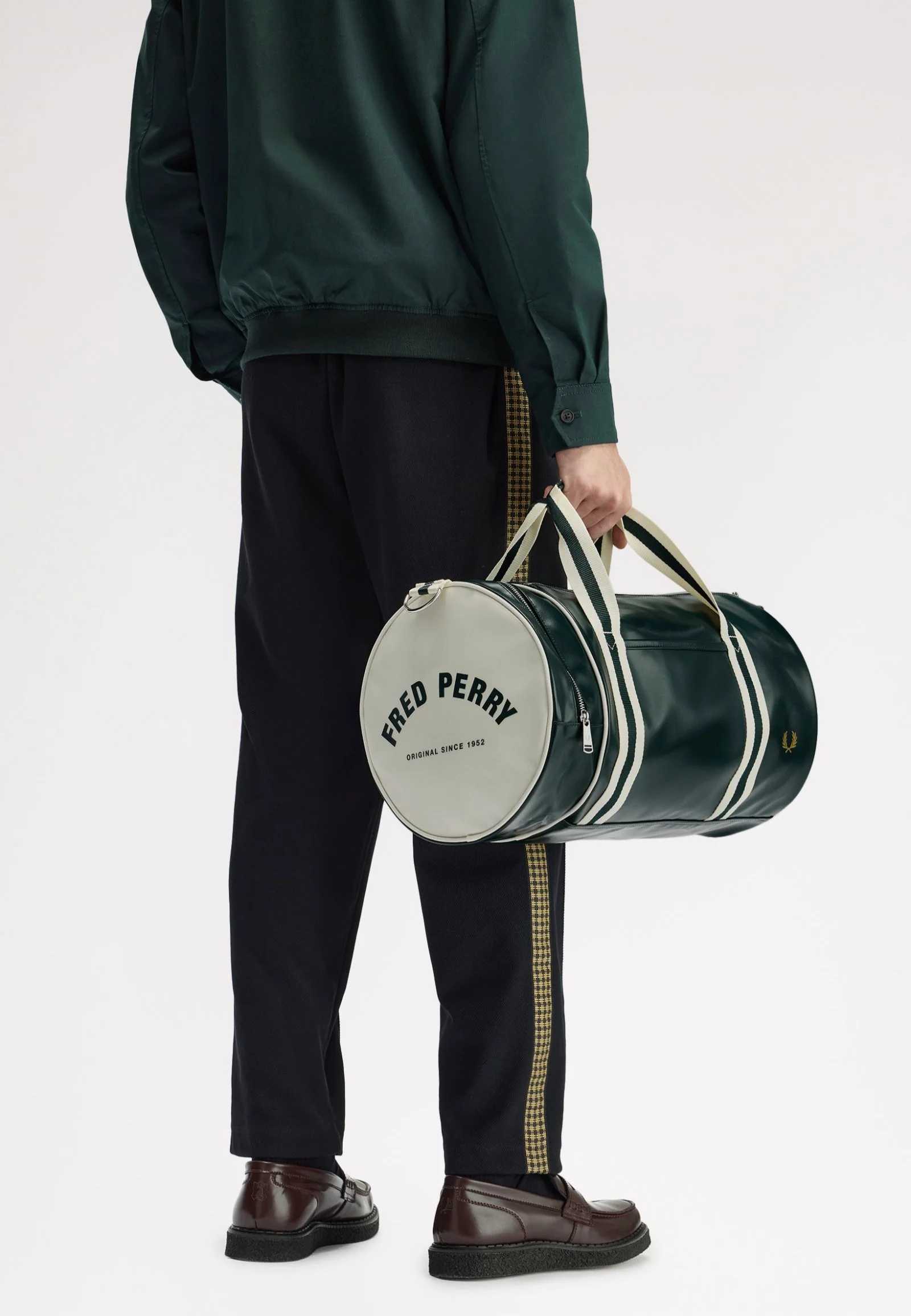 Classic Barrel Grassroots/Ecru - Dufflebag - Image 3