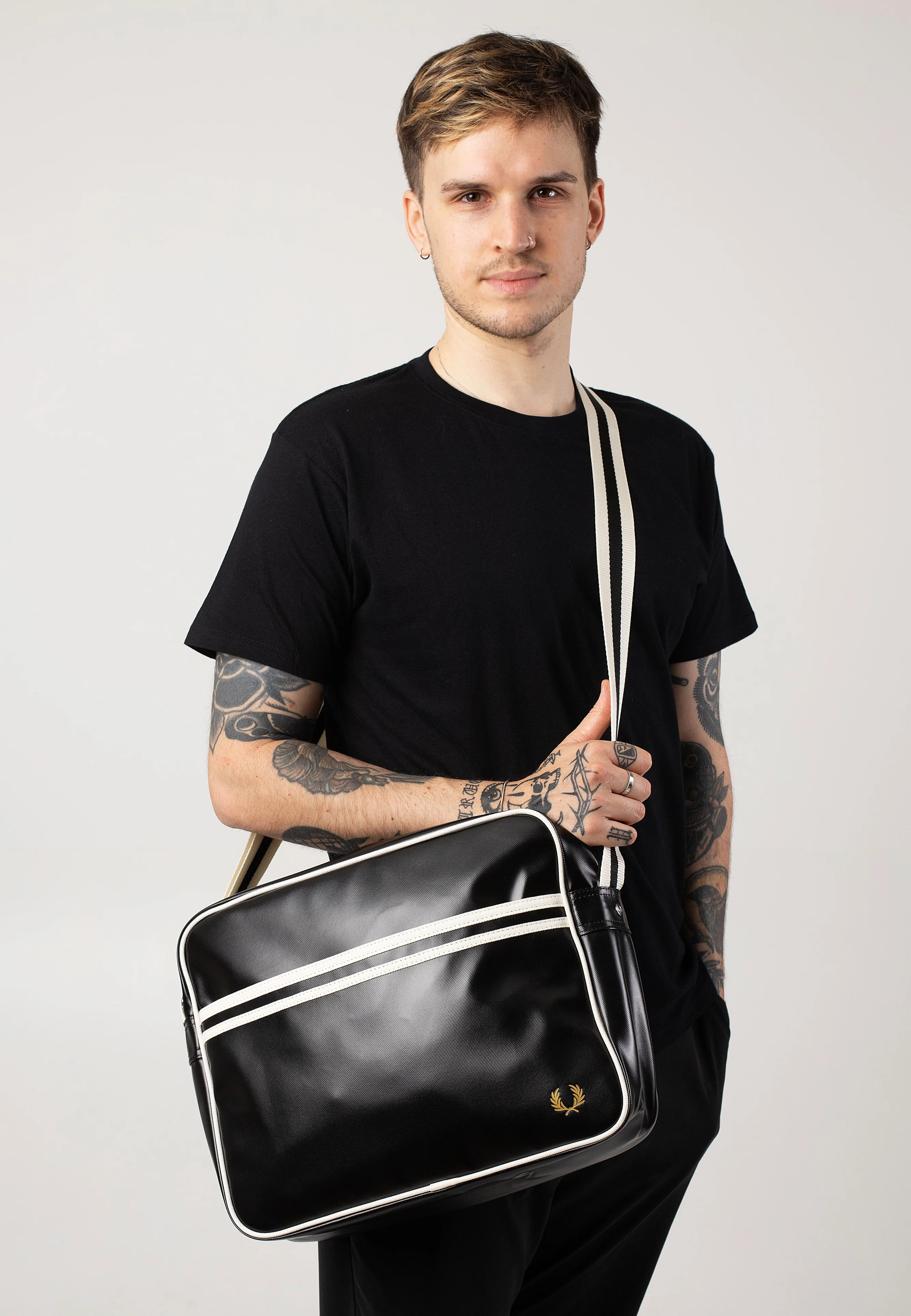 Classic Shoulder Black/ Ecru - Bag - Image 6