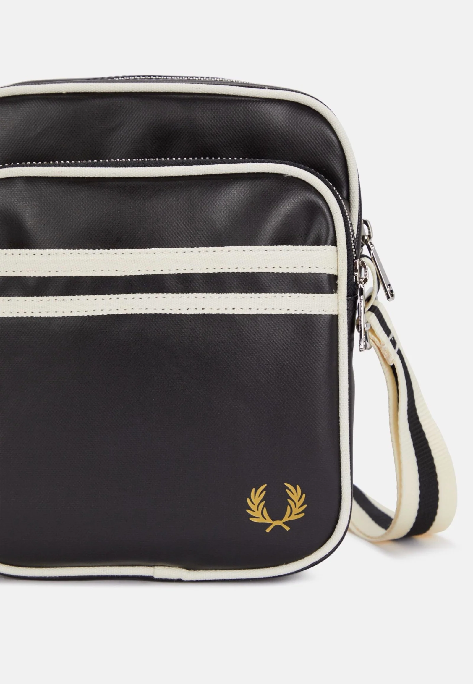 Classic Side Black/Ecru - Travel Bag - Image 5