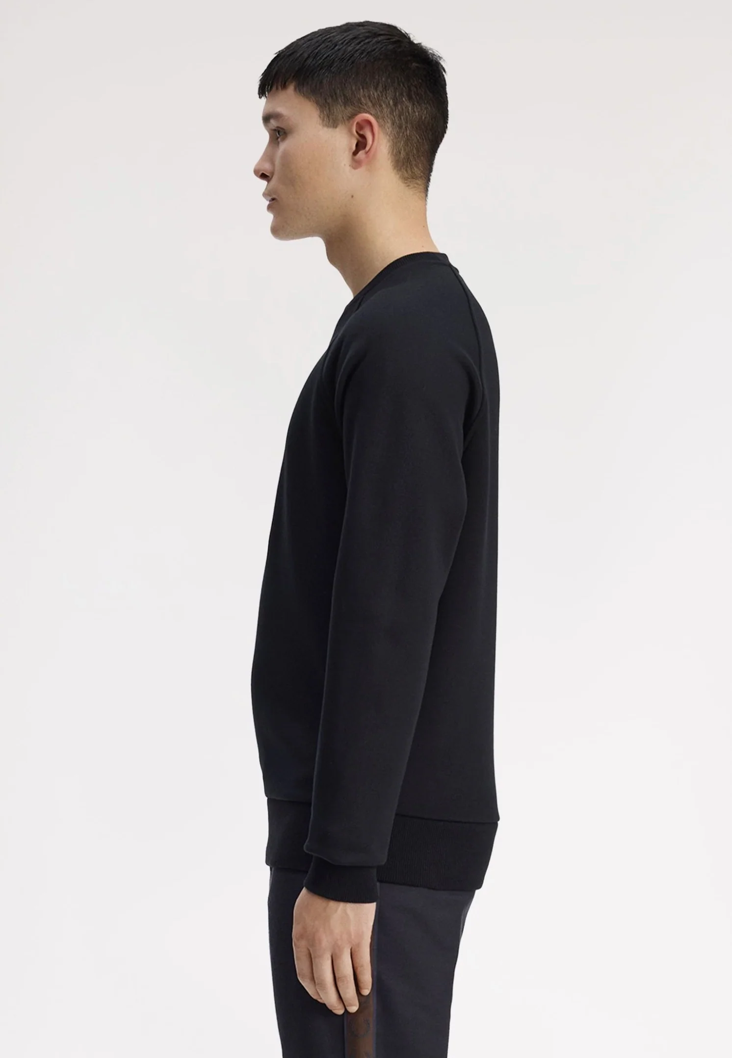 Outline Laurel Wreath Black - Sweater - Image 6