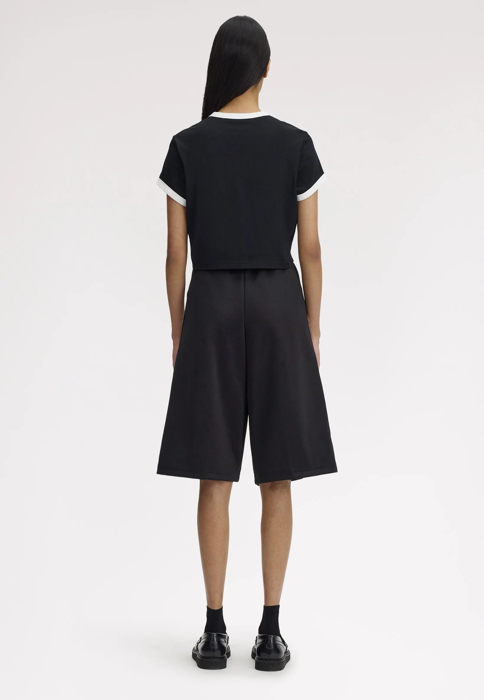 Taped Track Black - Shorts - Image 2