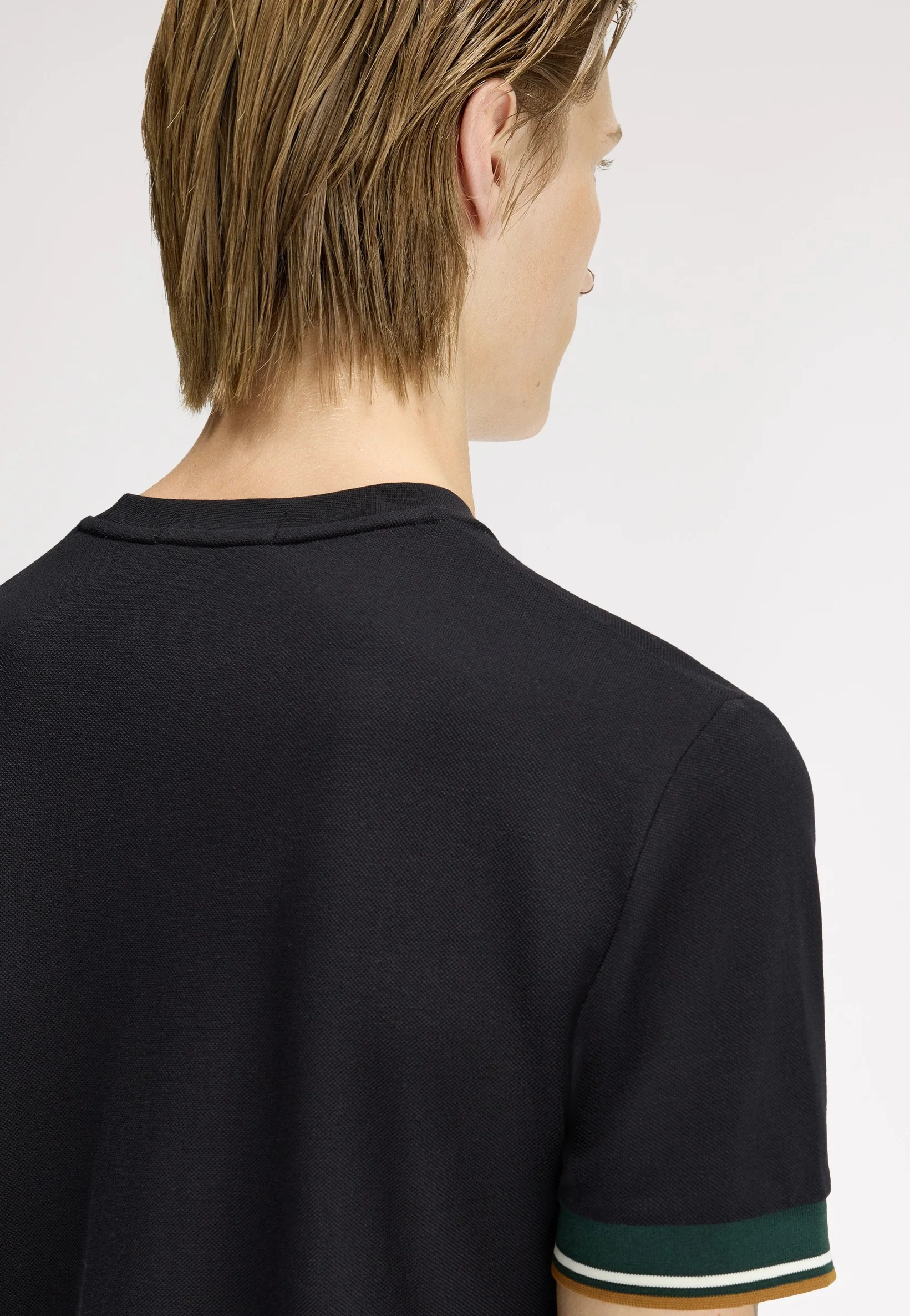 Twin Tipped Cuff Black - T-Shirt - Image 5