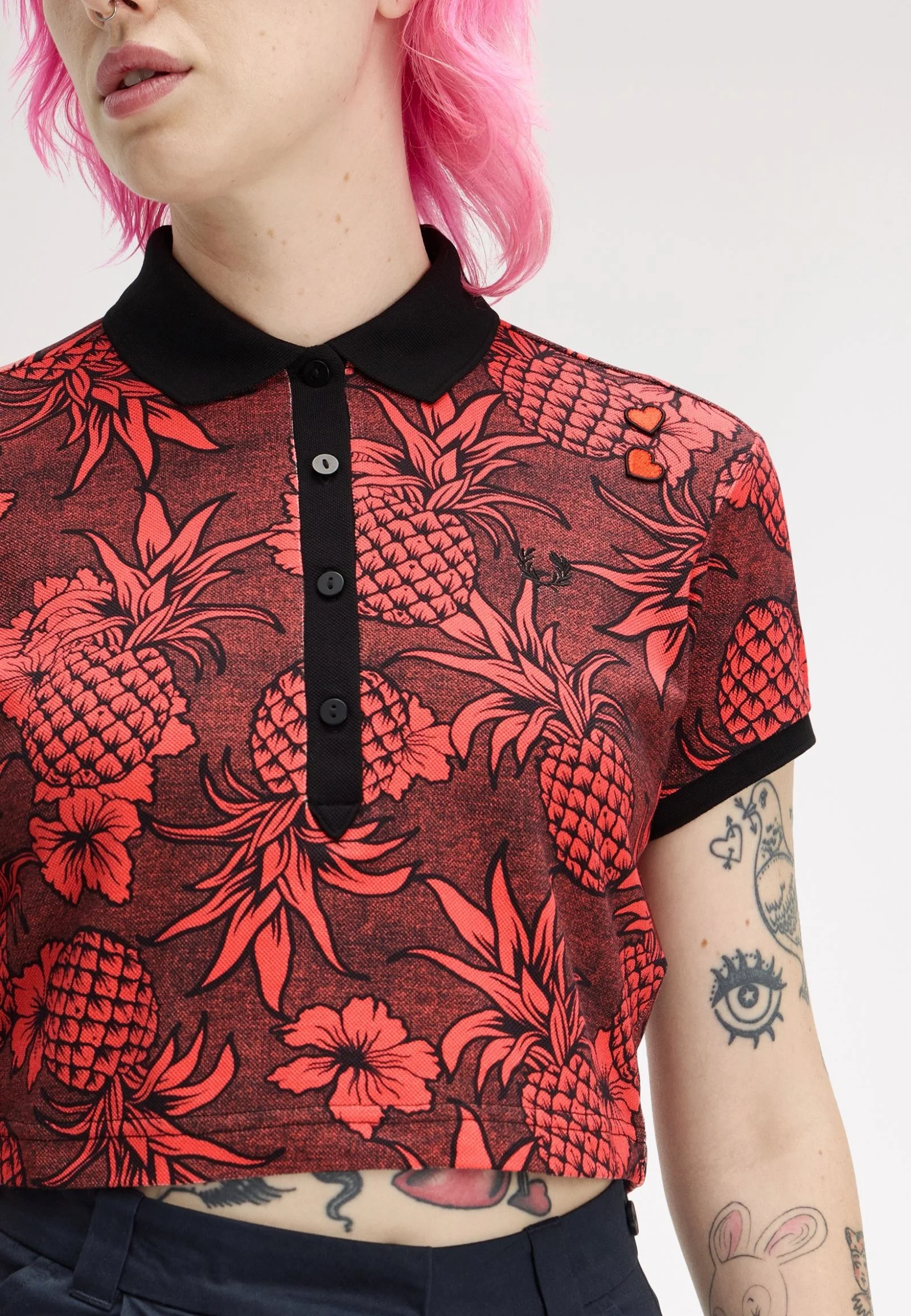 Fred Perry x Amy Winehouse - Printed Strawberry Cream - Polo - Image 4