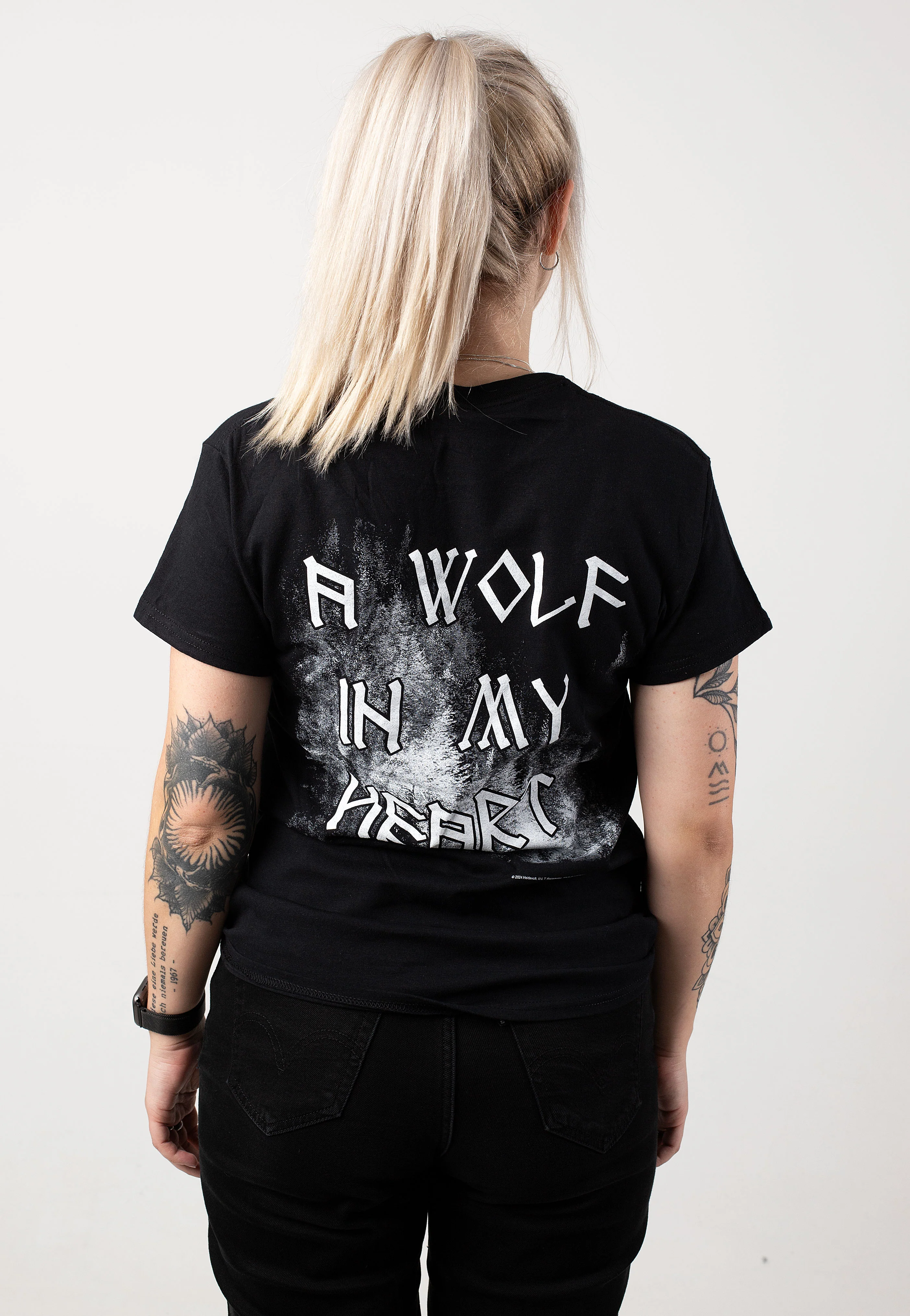 A Wolf In My Heart - T-Shirt - Image 6