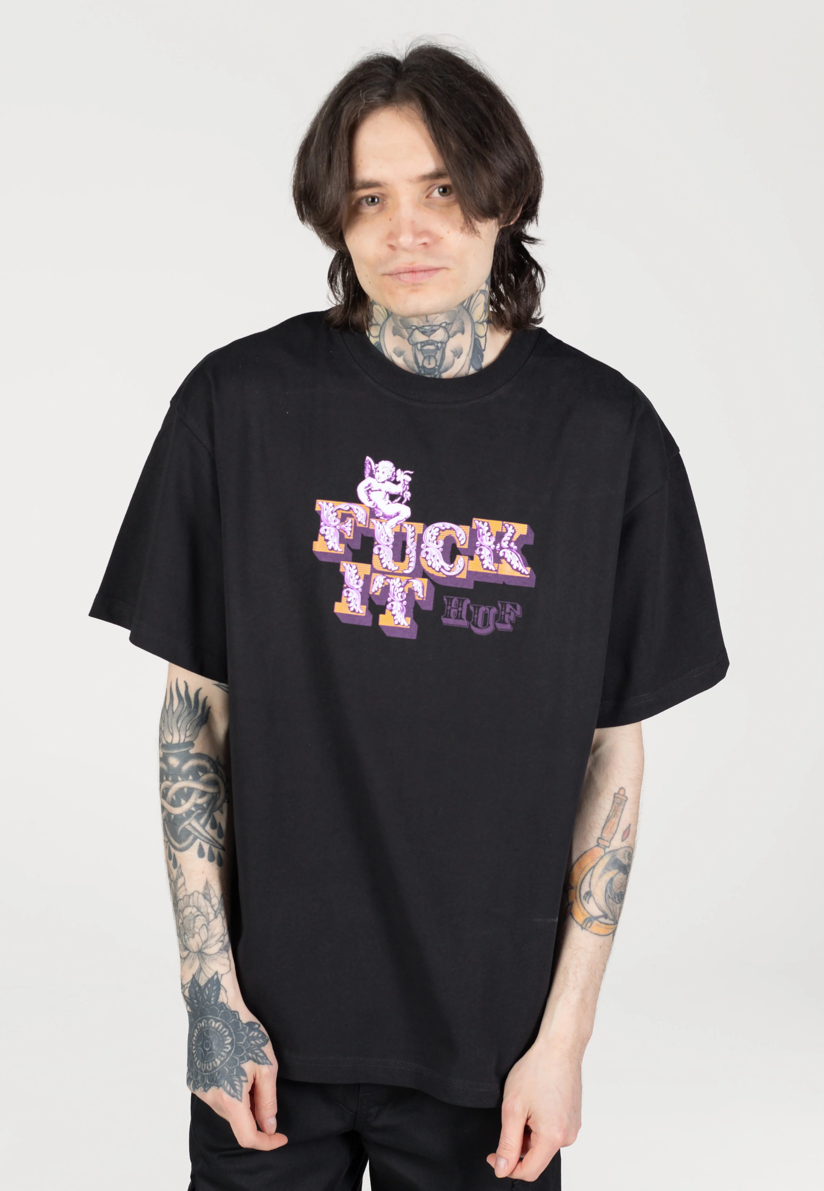 Divine Black - T-Shirt