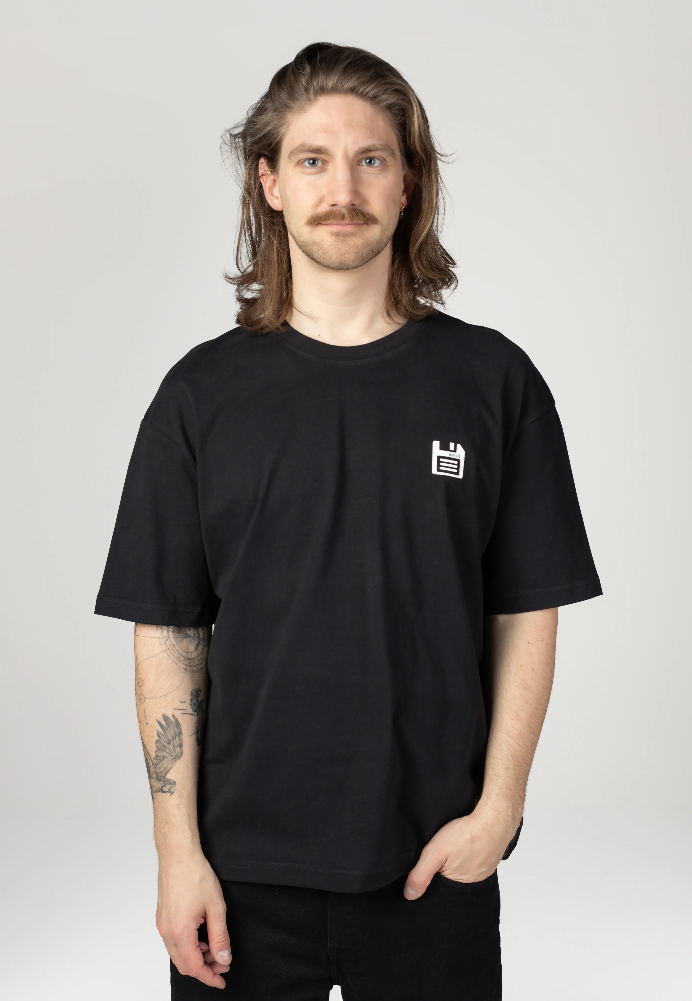 Four O Four Jet Black - T-Shirt