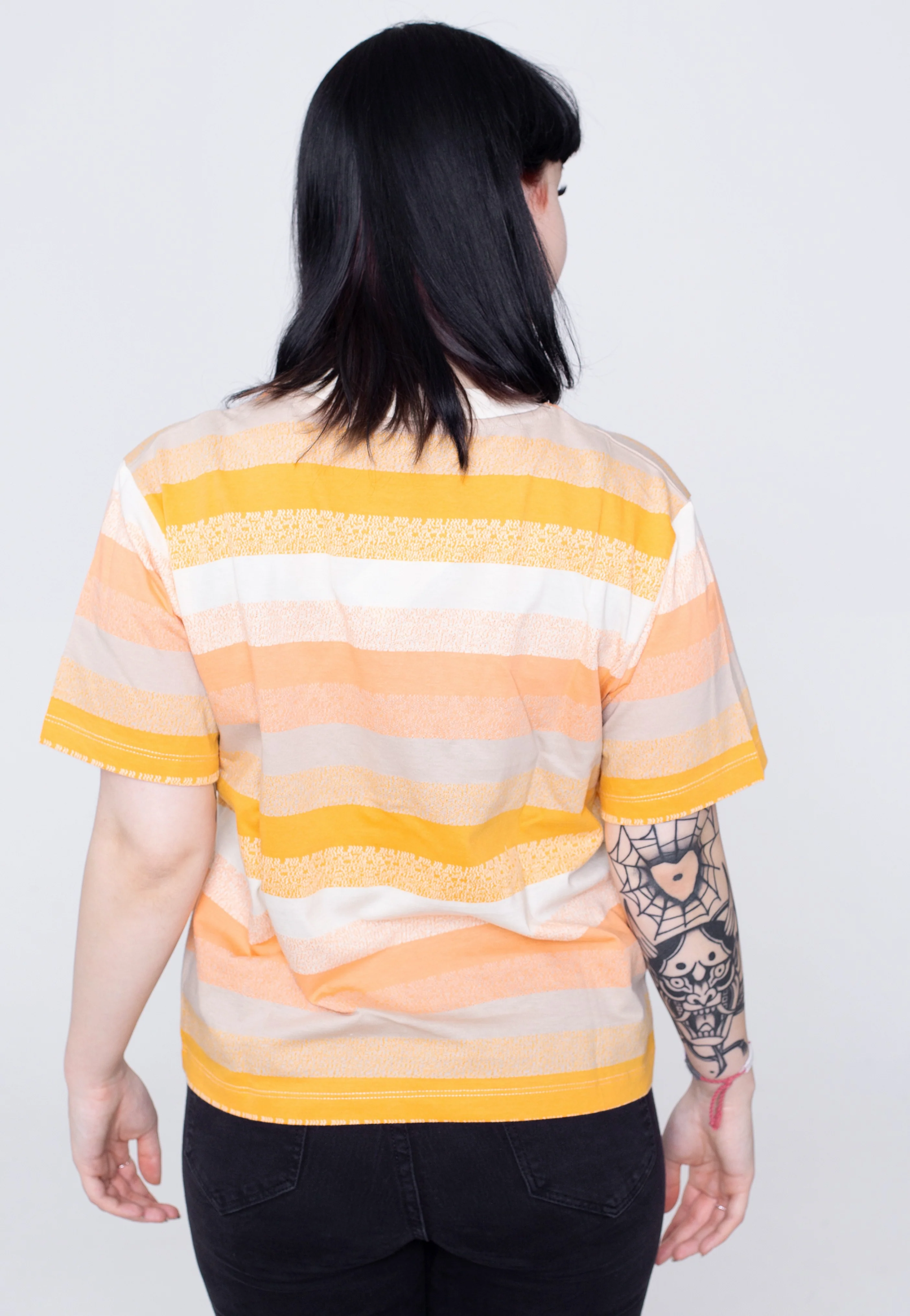 Pixi Stripe Apricot - T-Shirt - Image 4