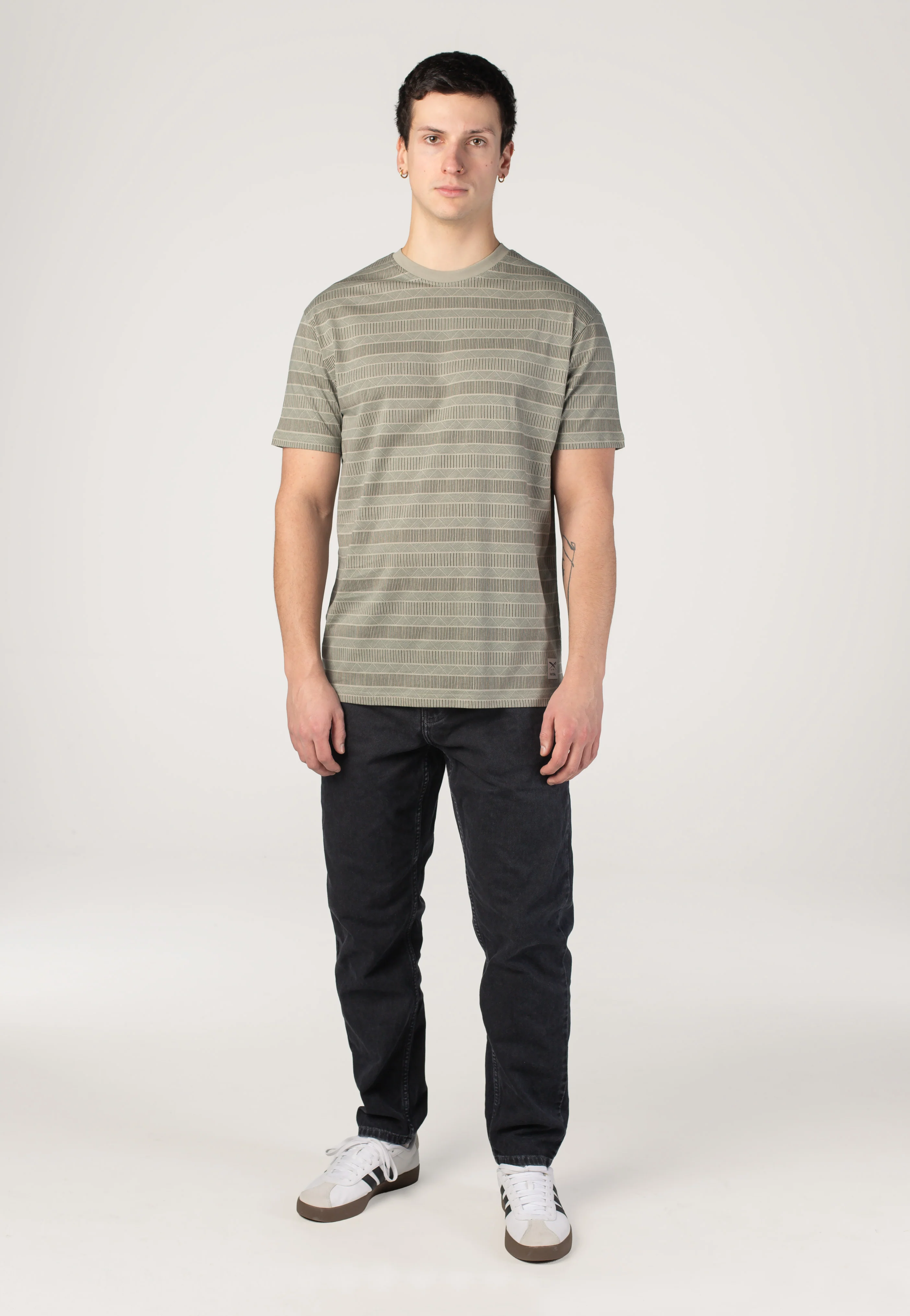 Taylo Smokey Olive - T-Shirt - Image 2