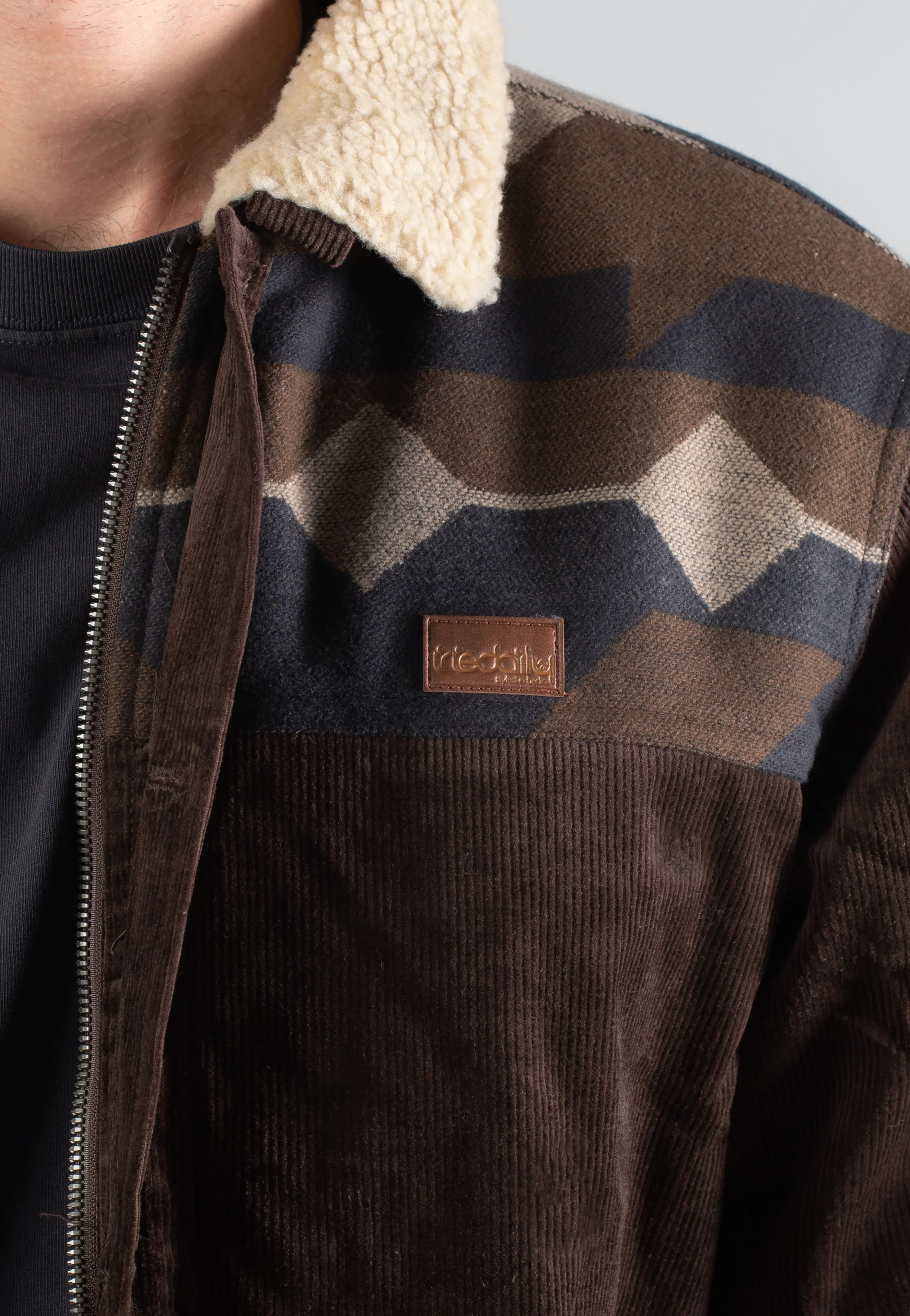 Trapas Dark Coffee - Jacket - Image 4