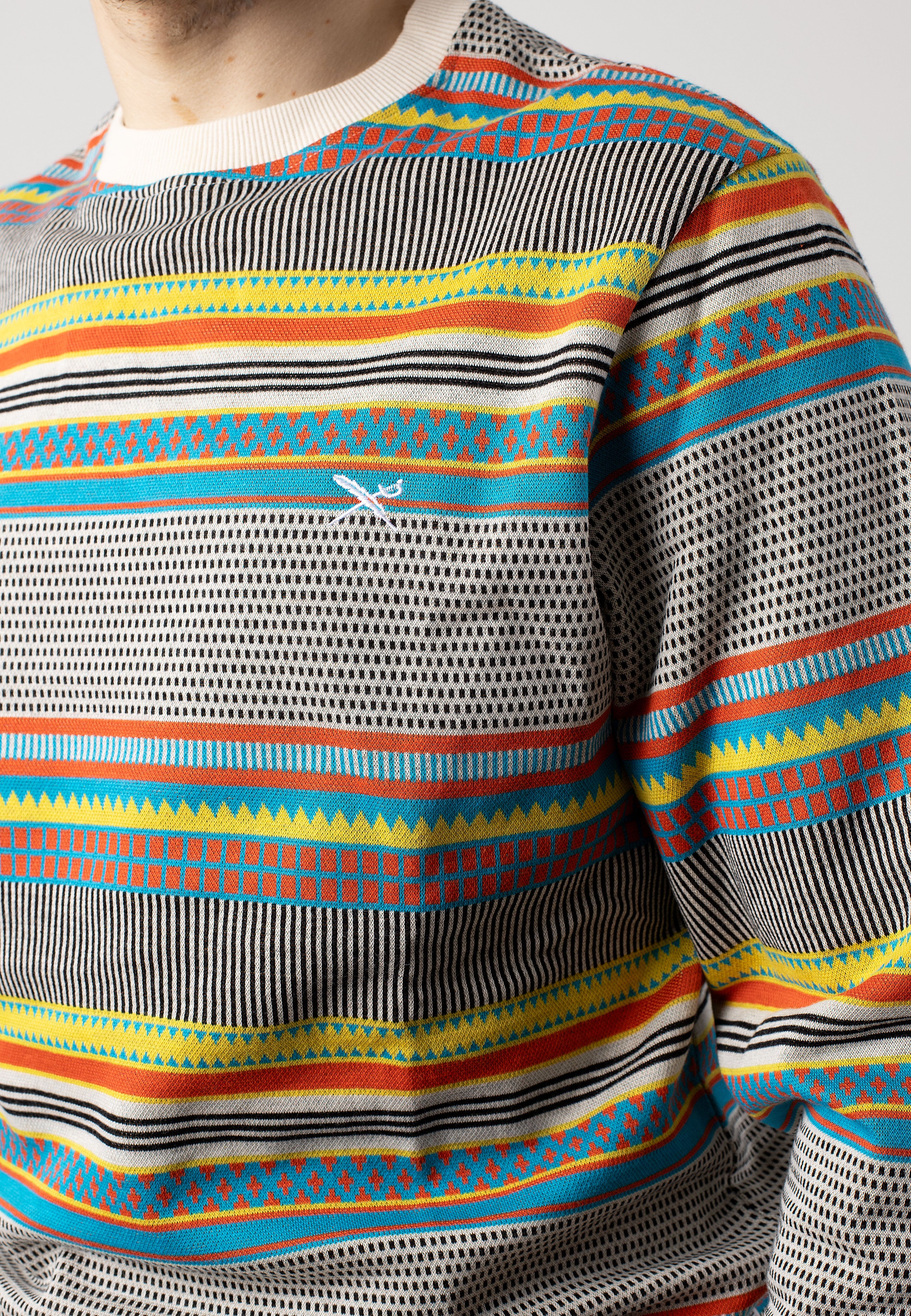 Vintachi Crew Multi Color - Sweater - Image 2