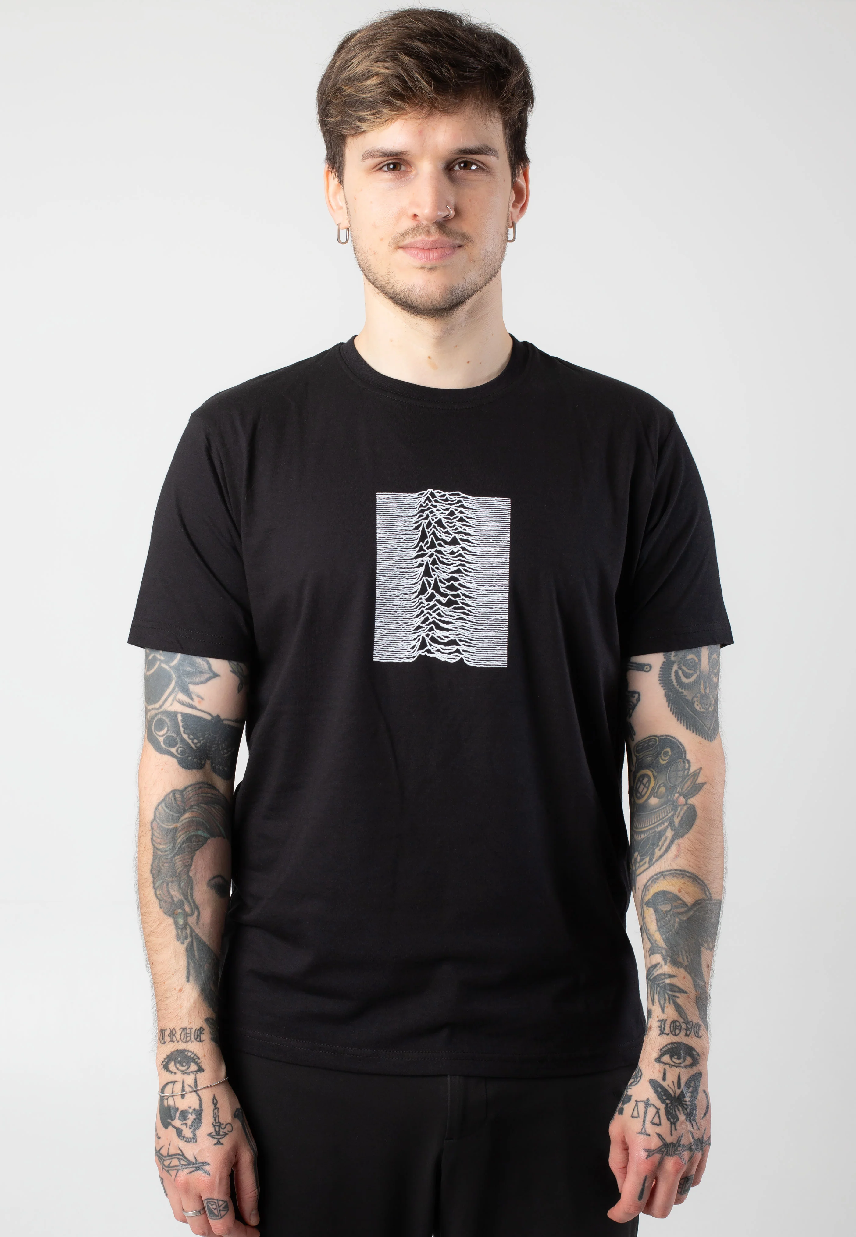 Lone Pulsar - T-Shirt - Image 3