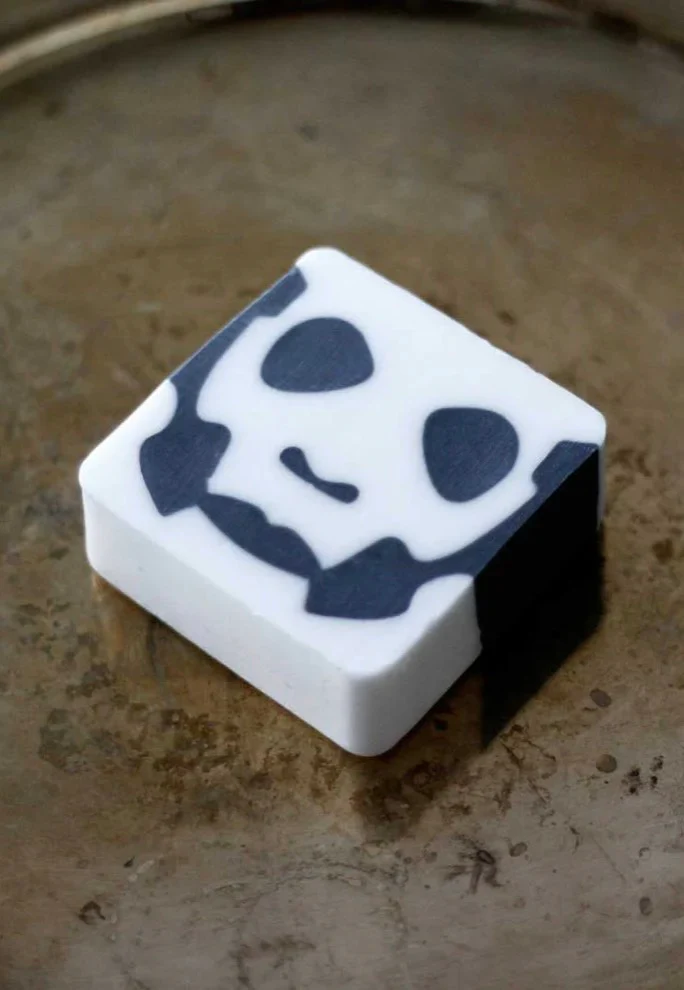 Kaamos Co. x Ghost - Corpse Paint Papa Emeritus IV - Soap - Image 3