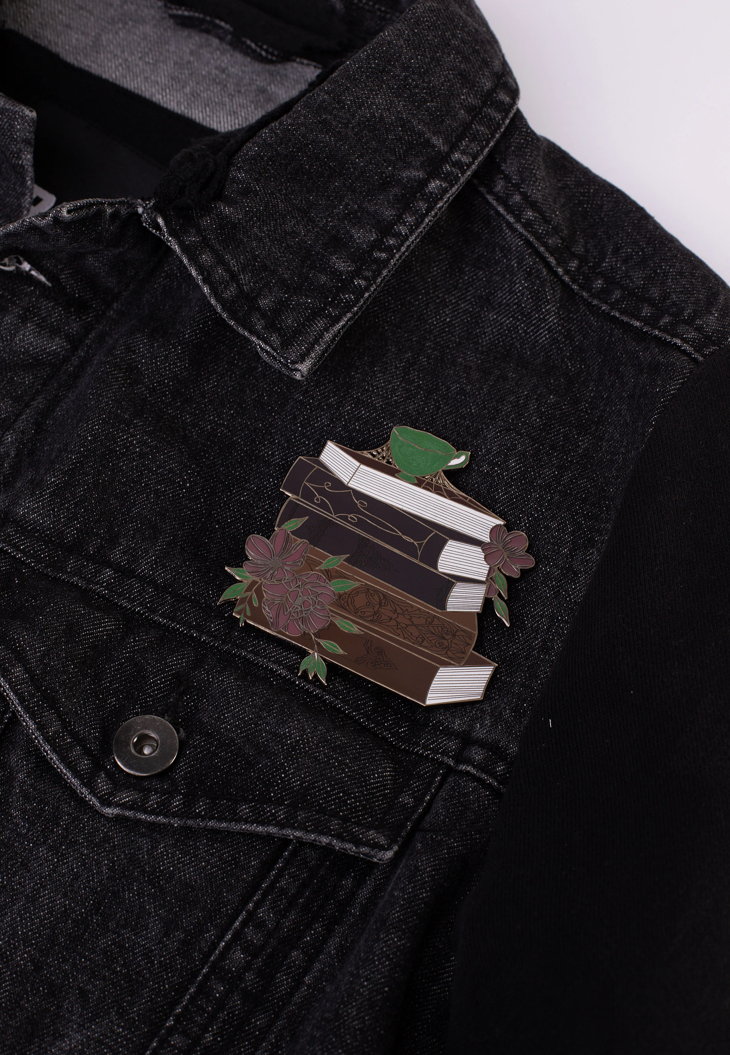 Dark Academia - Pin - Image 10