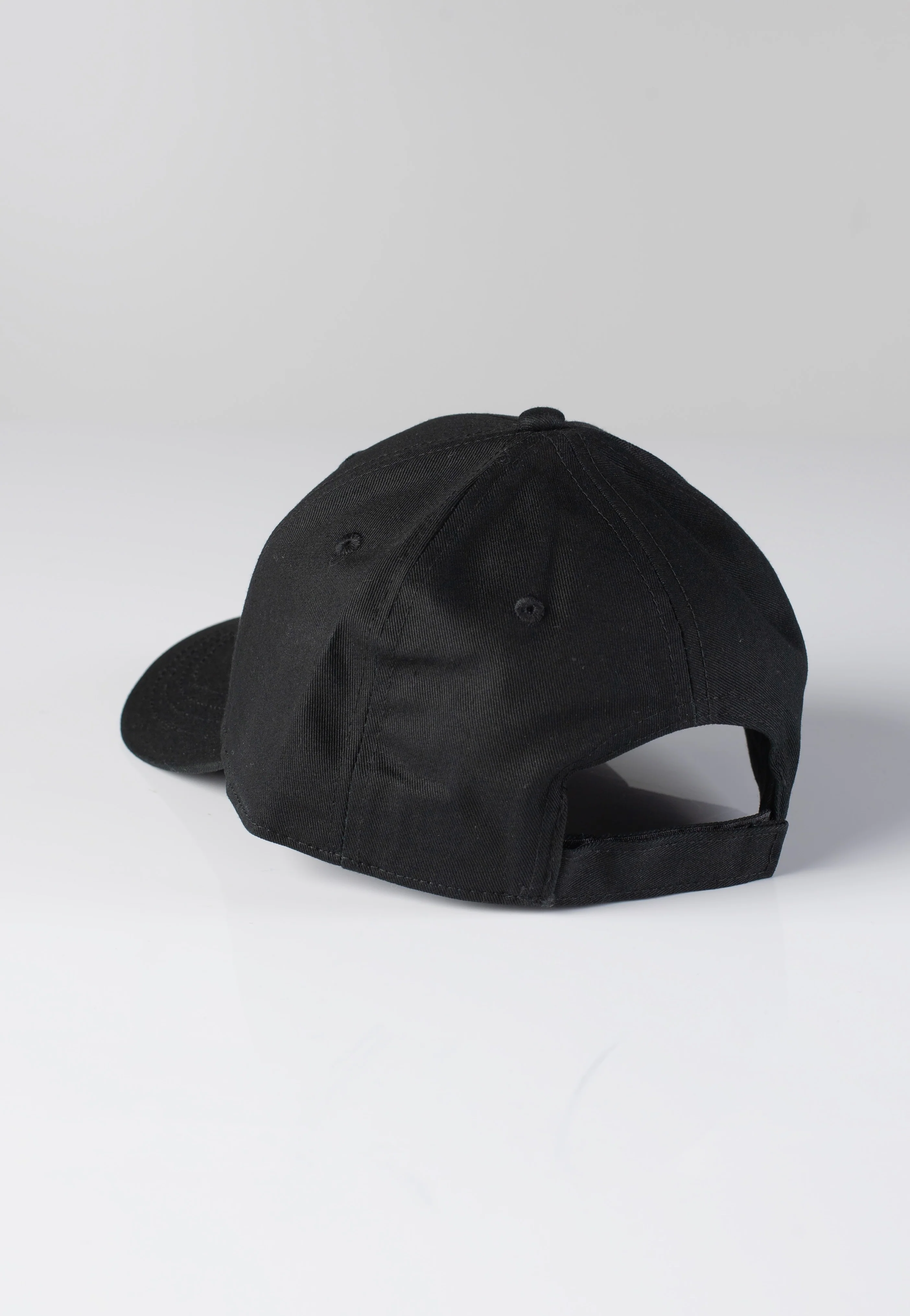 New Classic Black/White - Cap - Image 5