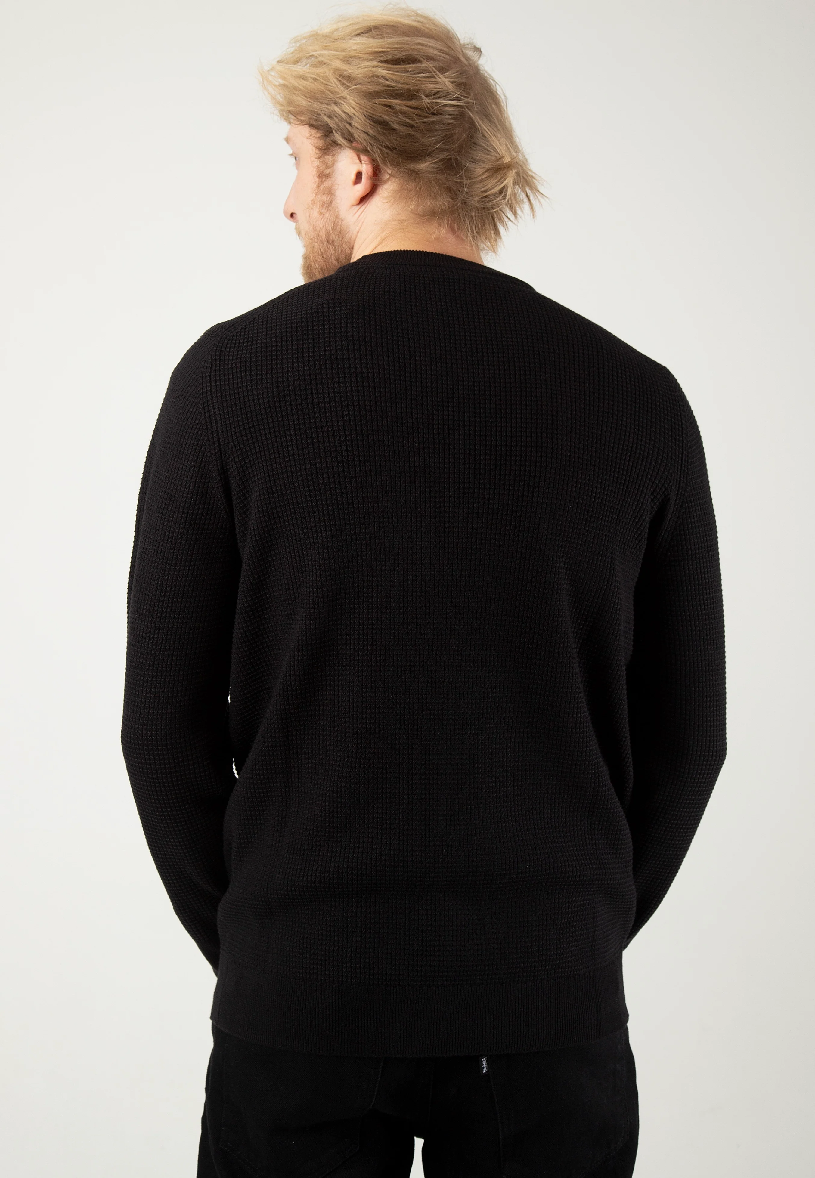 Grid Knit Crew Neck Jet Black - Pullover - Image 4