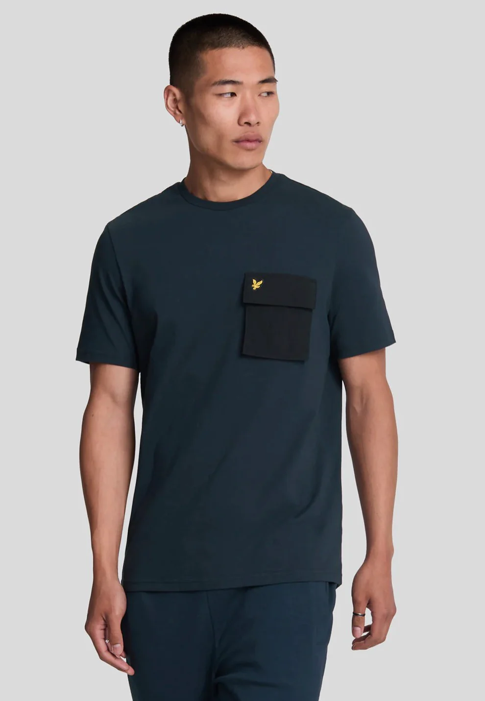 Half Tipped Dark Navy - T-Shirt