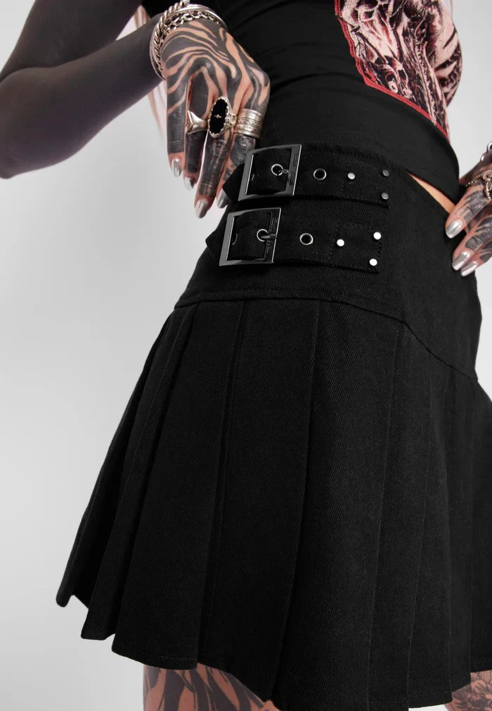 Daria Pleated Black - Skort - Image 6