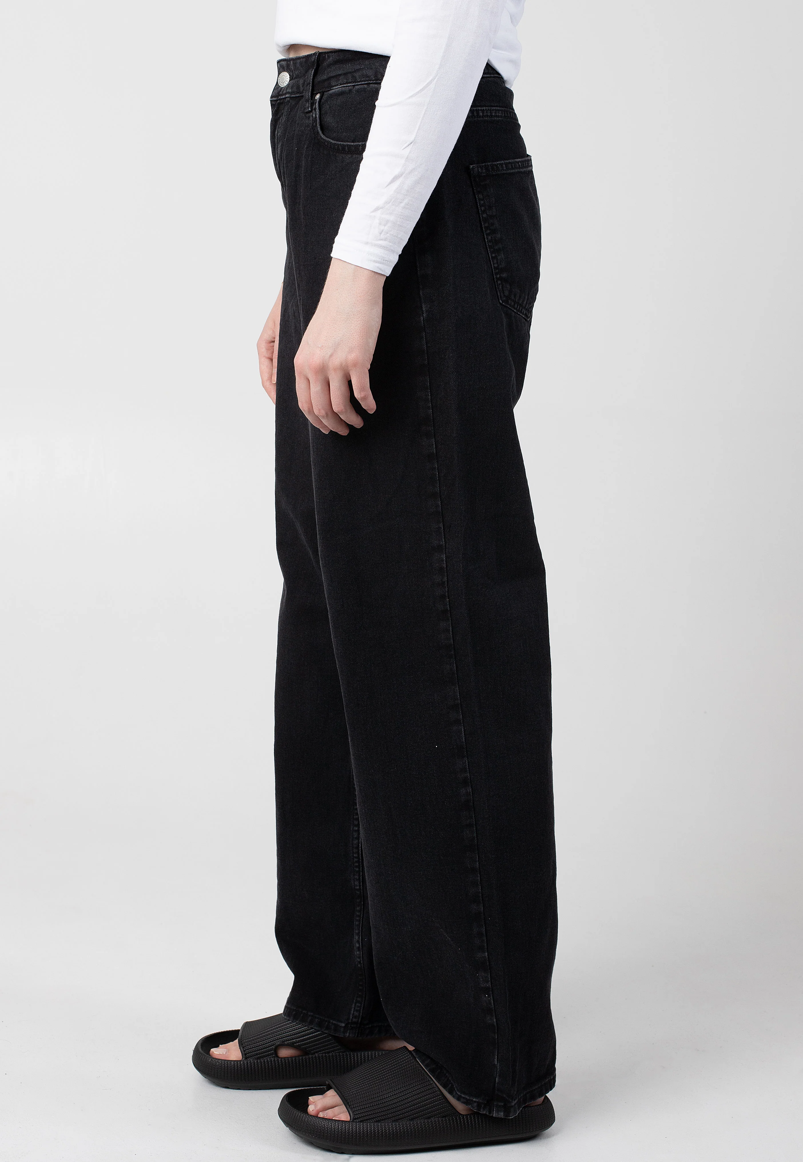 Alexa Reg Black Denim - Jeans - Image 3