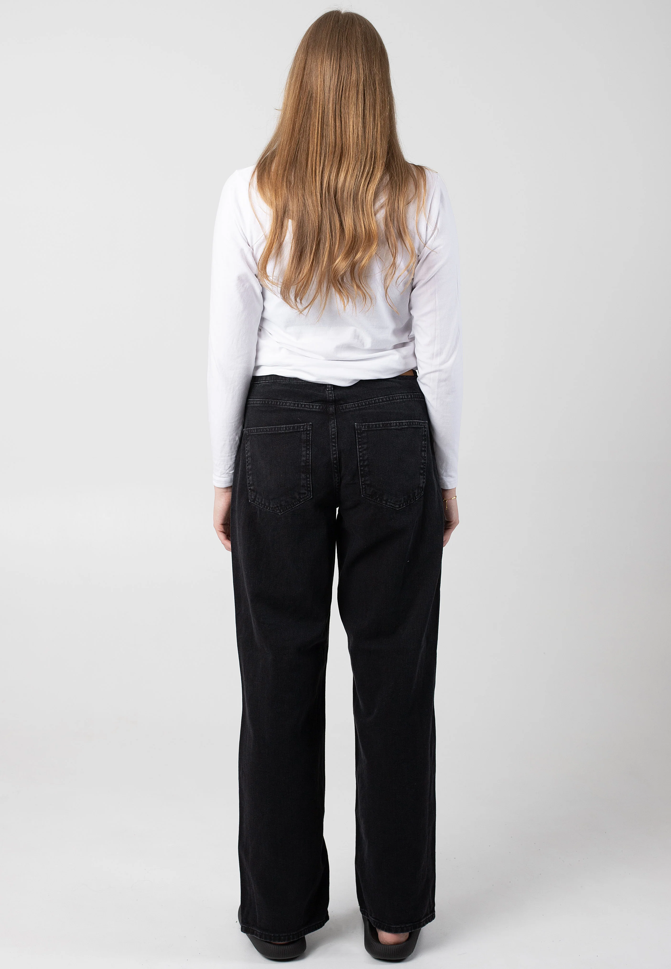 Alexa Reg Black Denim - Jeans - Image 5