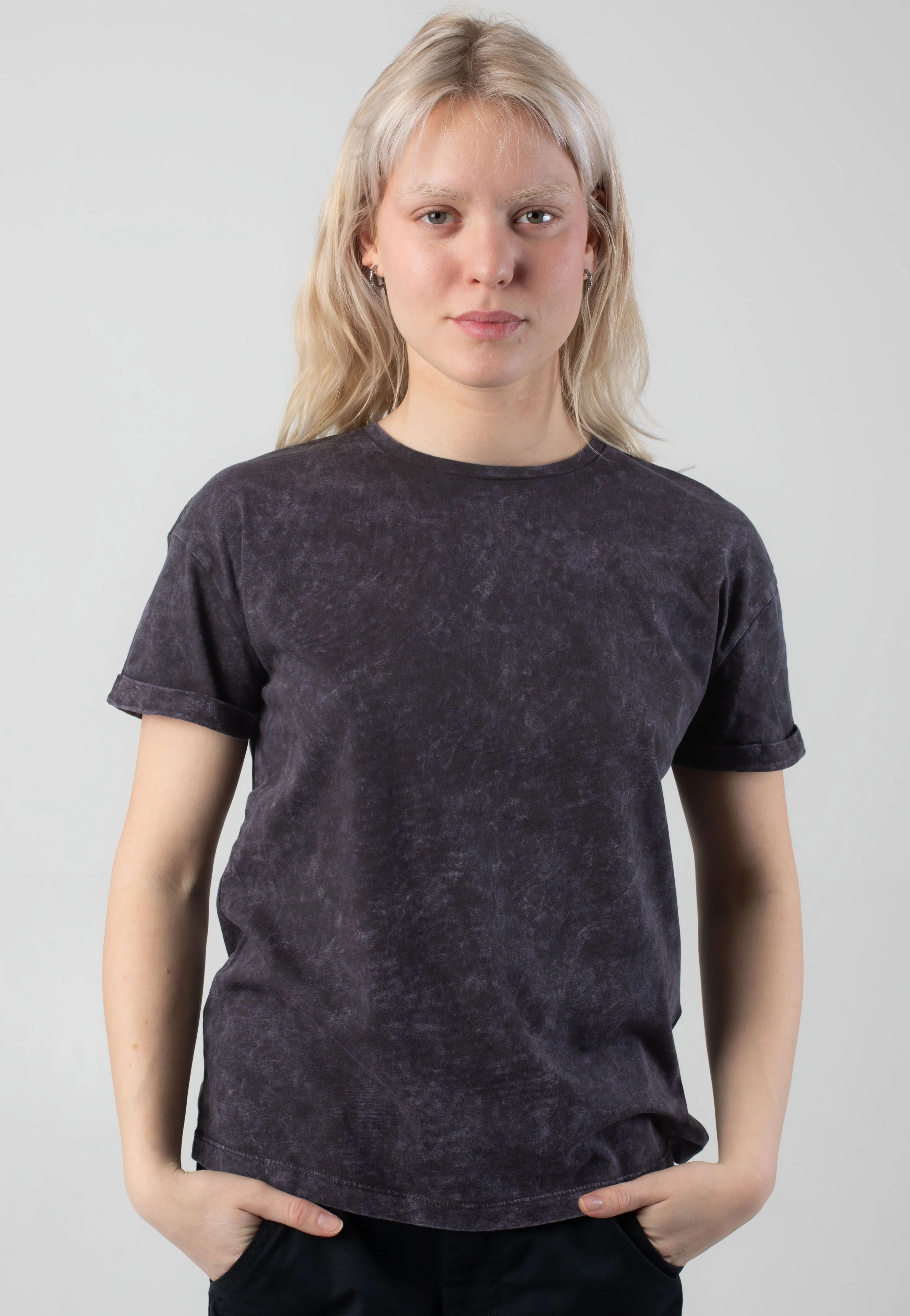 Brandy Washed Obsidian - T-Shirt