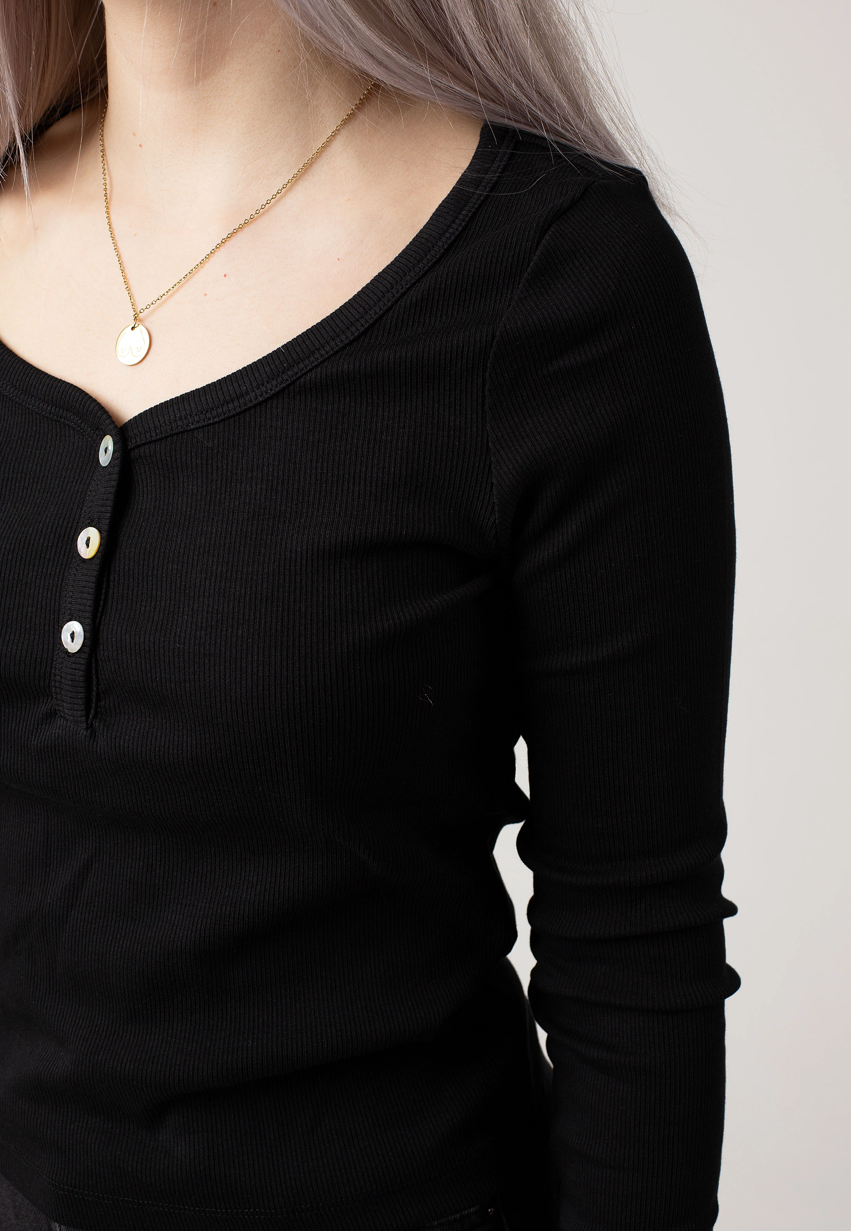 Judy Button Black - Top - Image 2