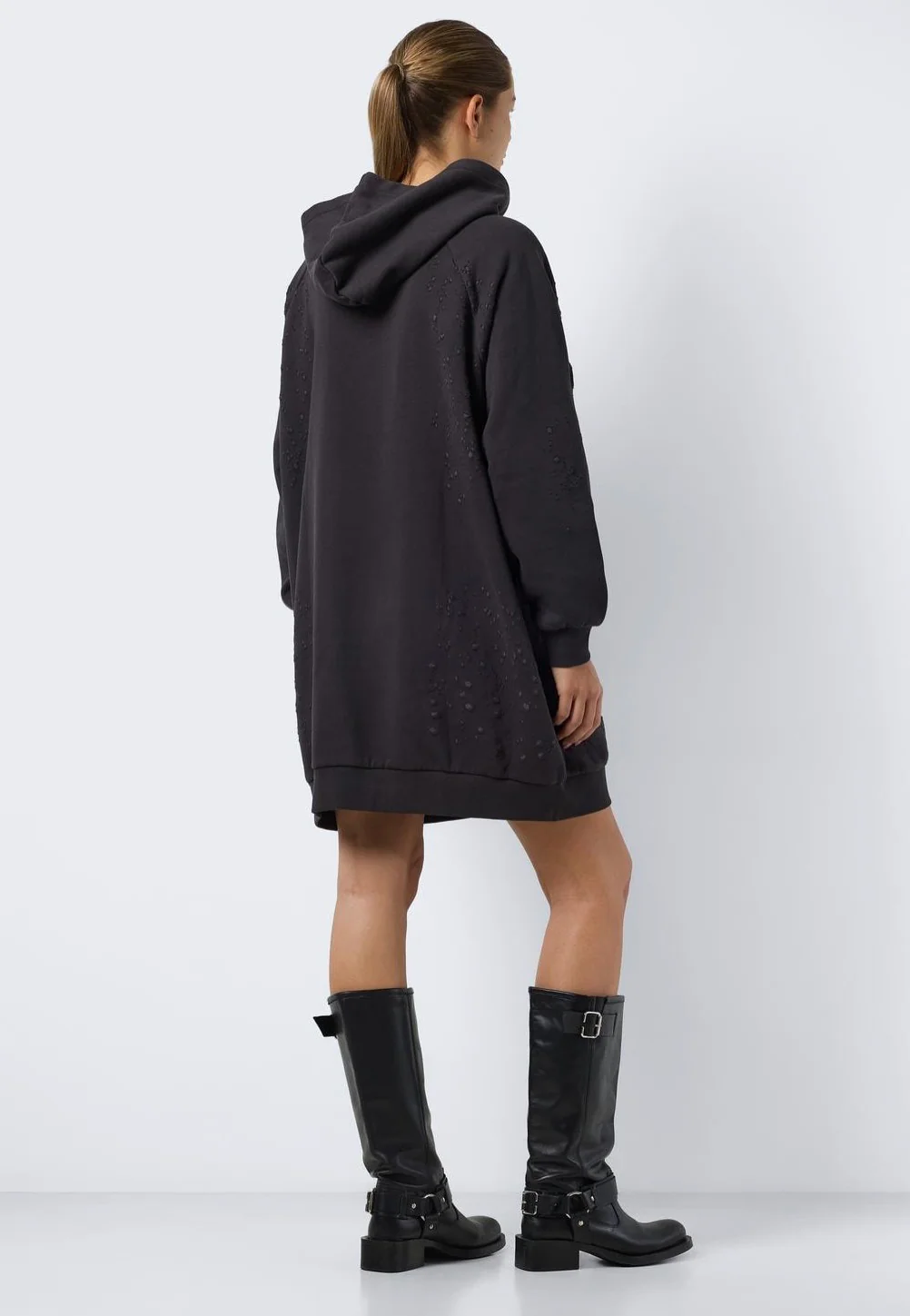 Lega Destroyed Hoodie Obsidian - Dress - Image 4