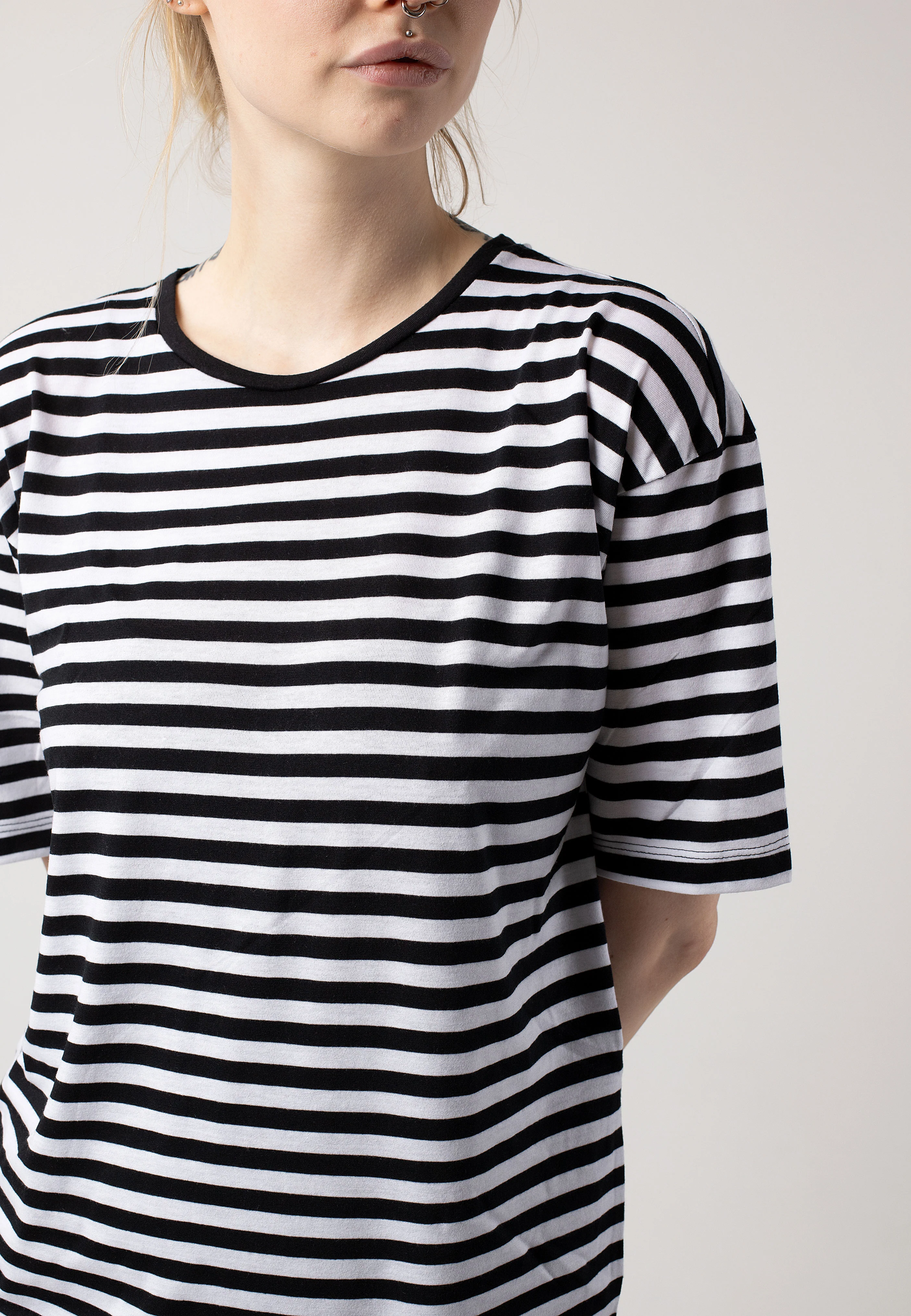 Mayden 2/4 Long Black/Bright White - Dress - Image 3