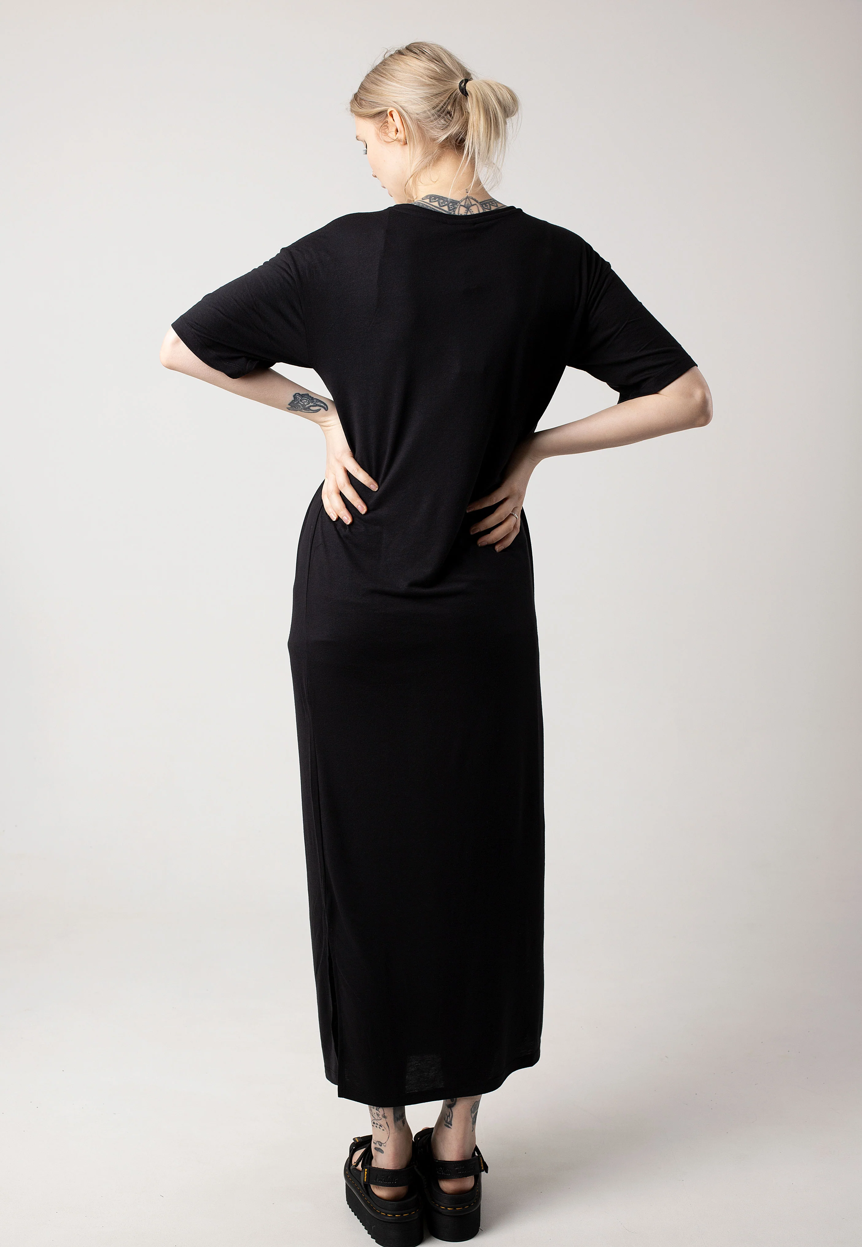 Mayden 2/4 Long Black - Dress - Image 3