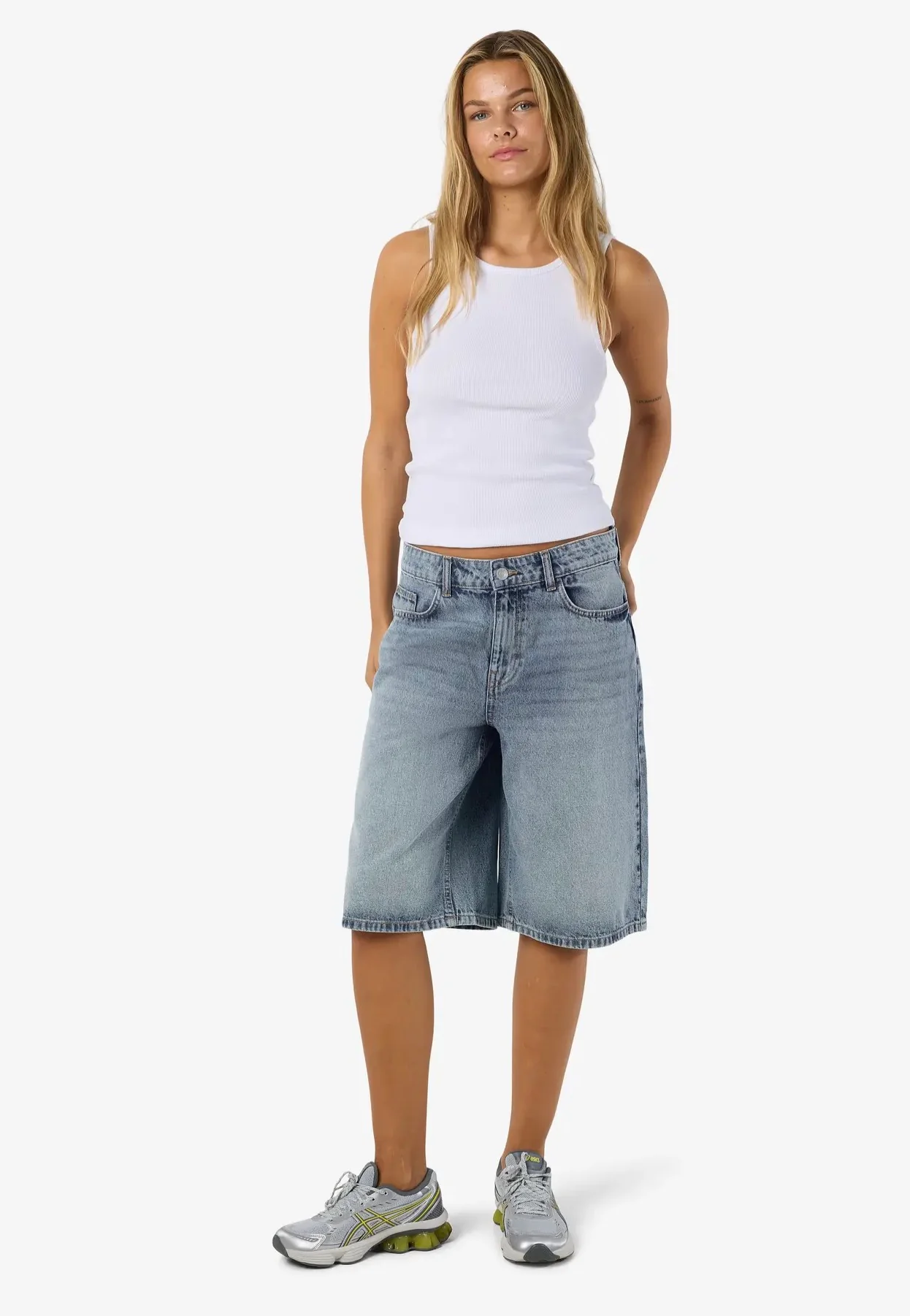 Mindie Light Blue Denim - Shorts - Image 11