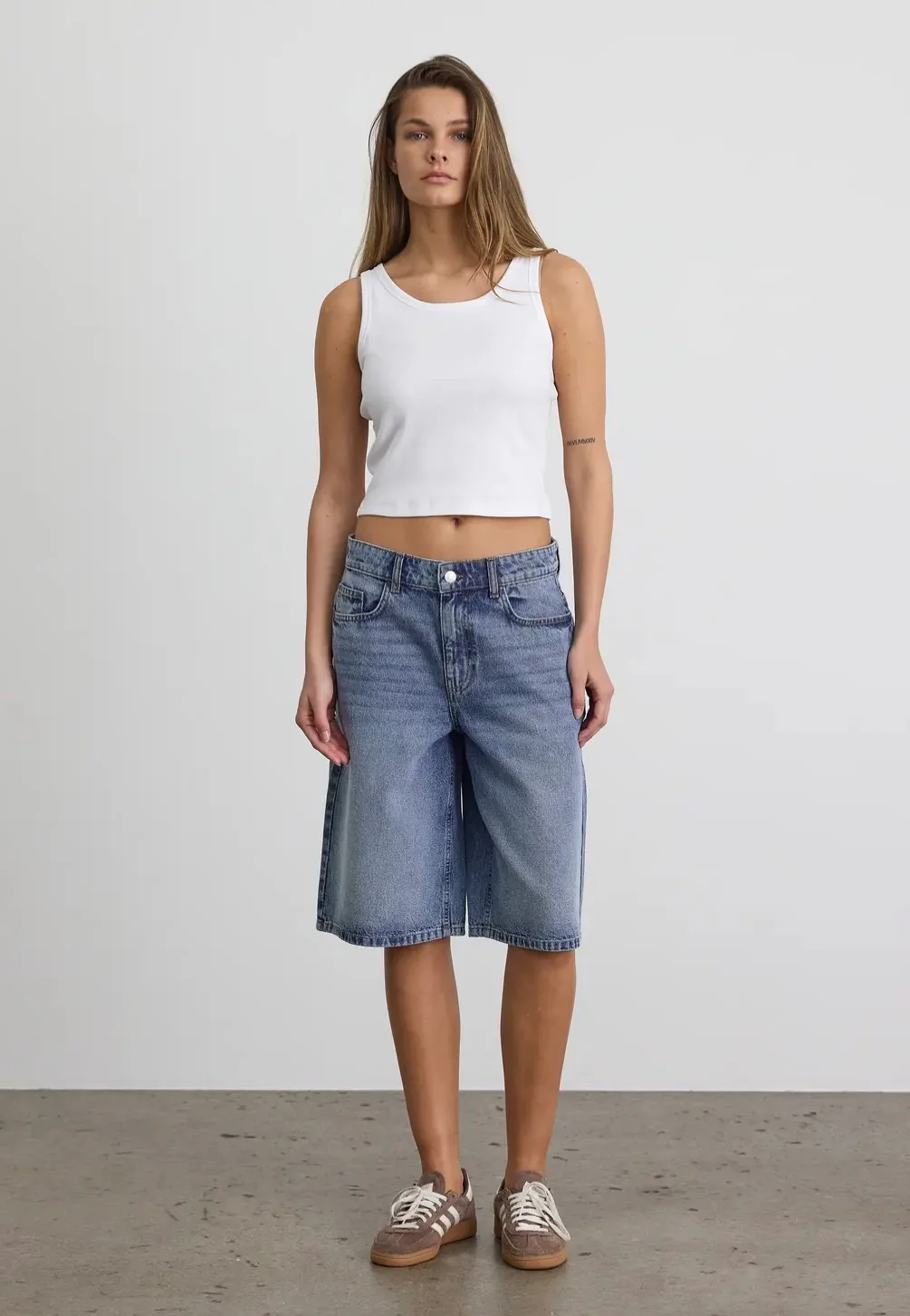 Mindie Light Blue Denim - Shorts - Image 3